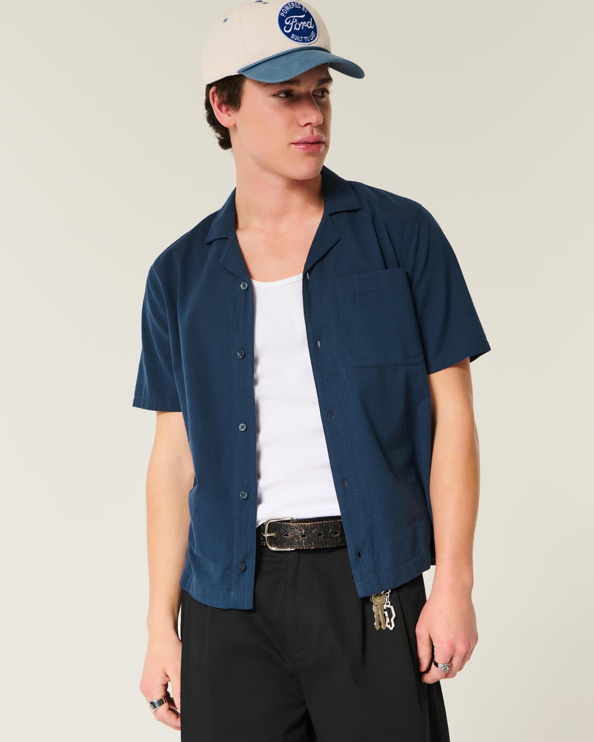 Short-Sleeve Seersucker Shirt Product Image