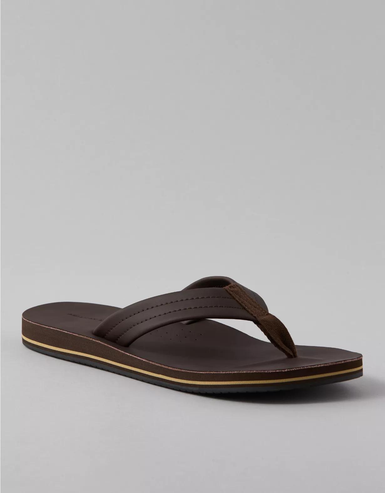 AE Men's Classic Leather Flip Flop Product Image