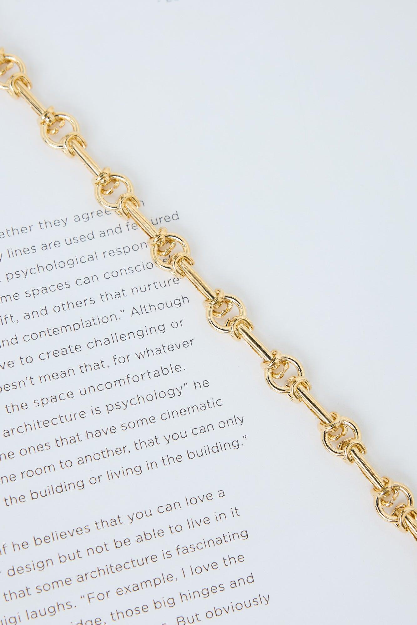 Knotted Bracelet Gold Product Image