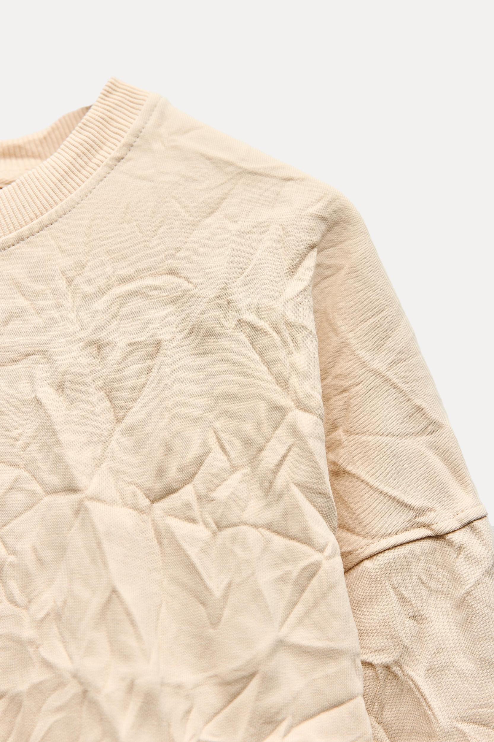 WRINKLED SWEATSHIRT Product Image