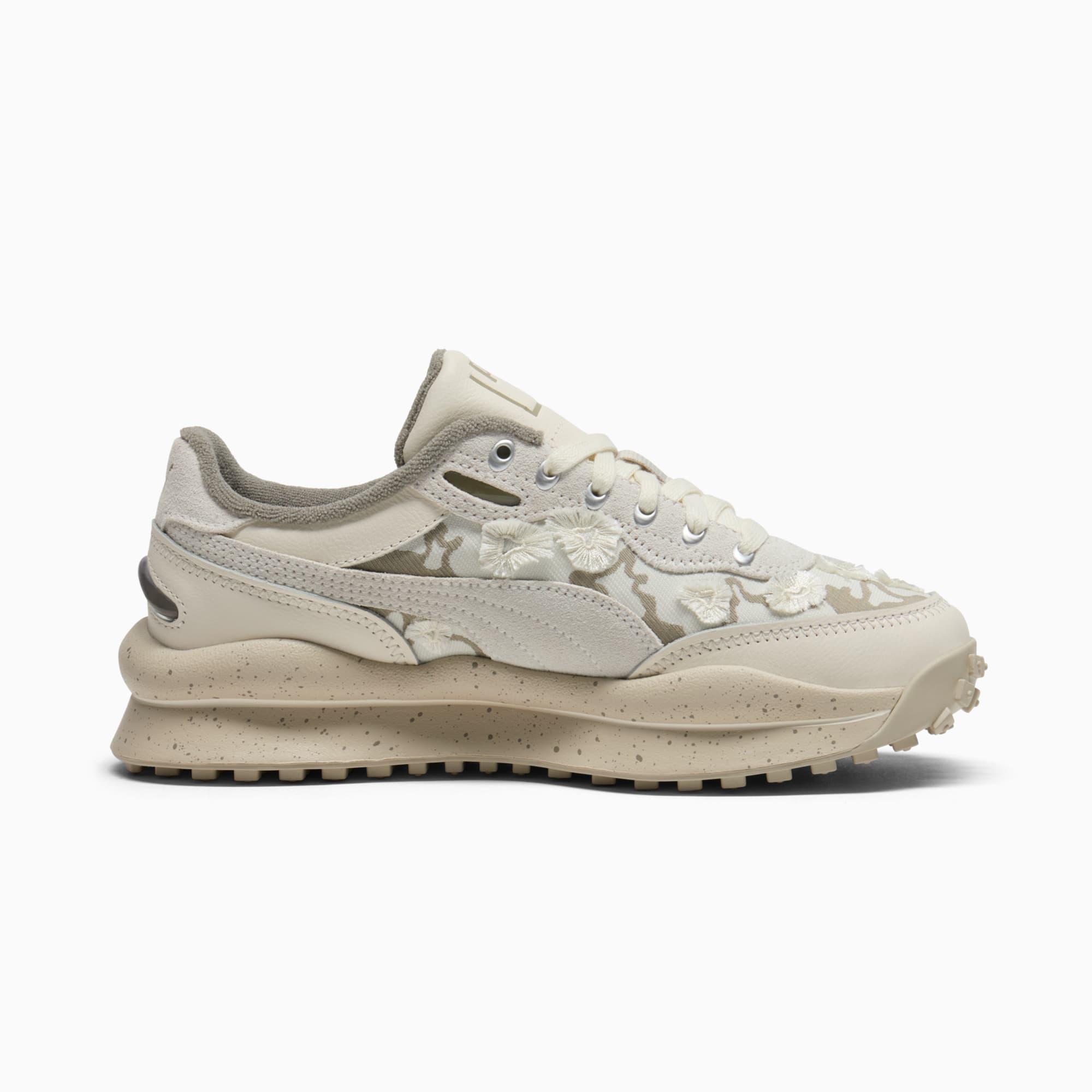 Style Rider Trim Women's Sneakers Product Image