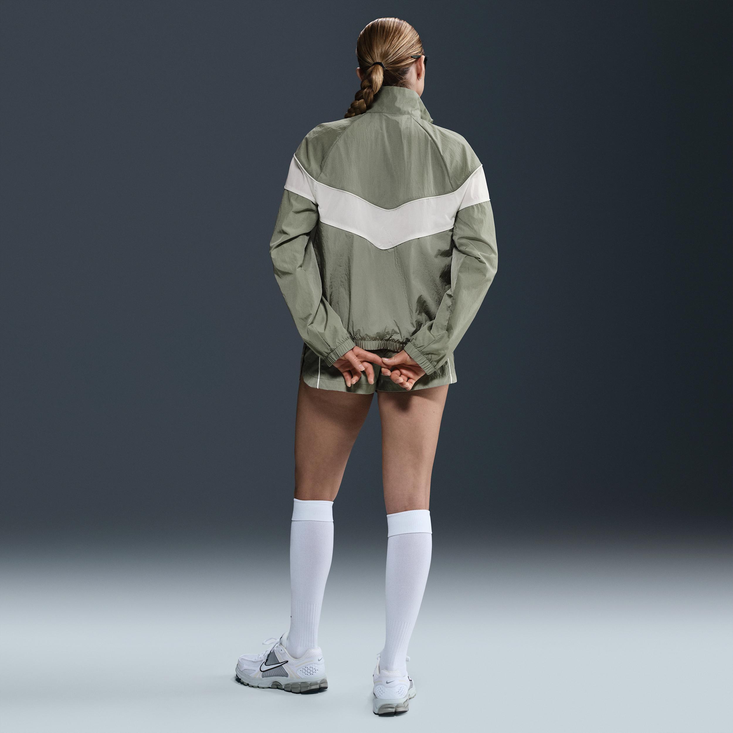 Nike Womens Windrunner Loose UV Woven Full-Zip Jacket Product Image