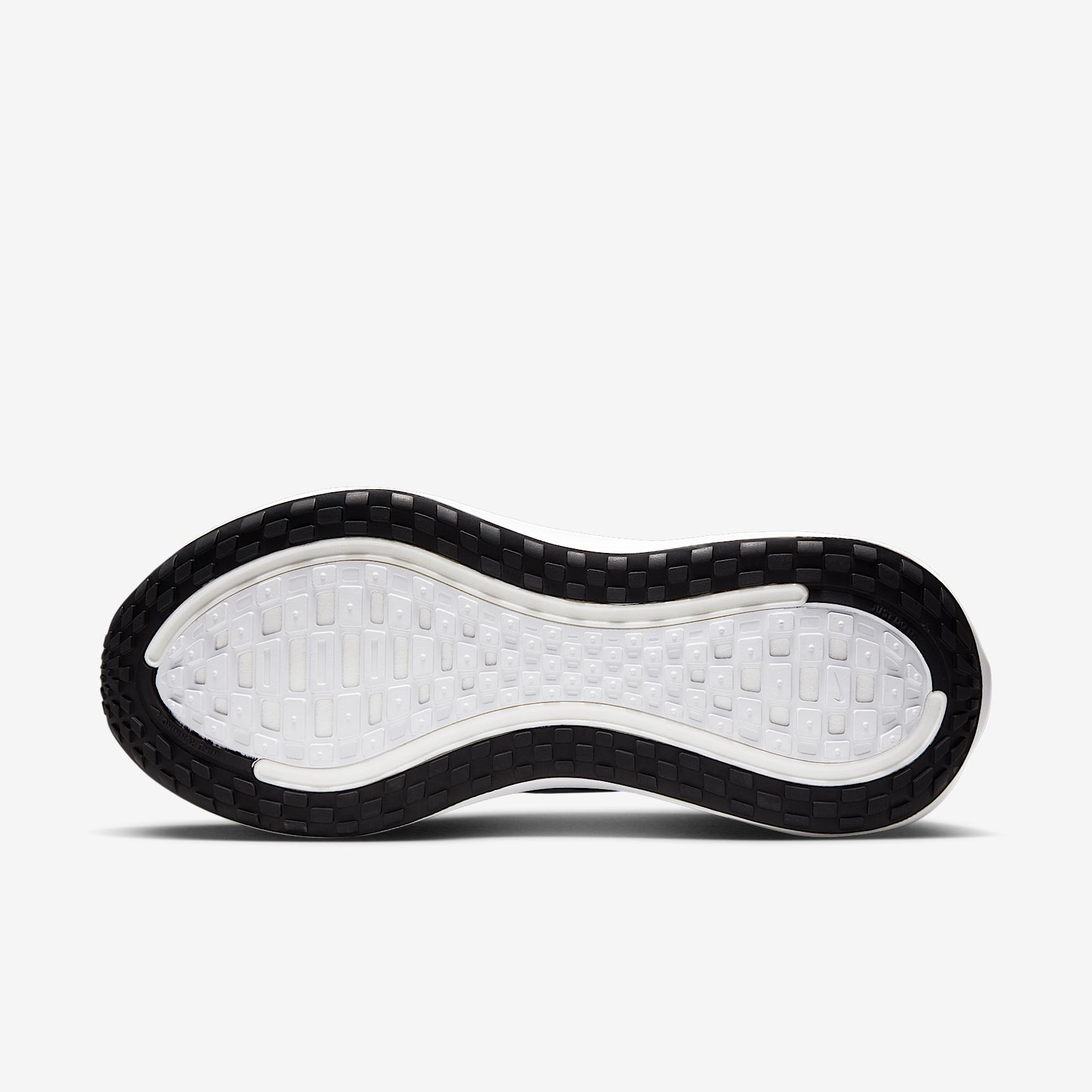 Nike Women's Vomero Plus Road Running Shoes (Extra Wide) Product Image