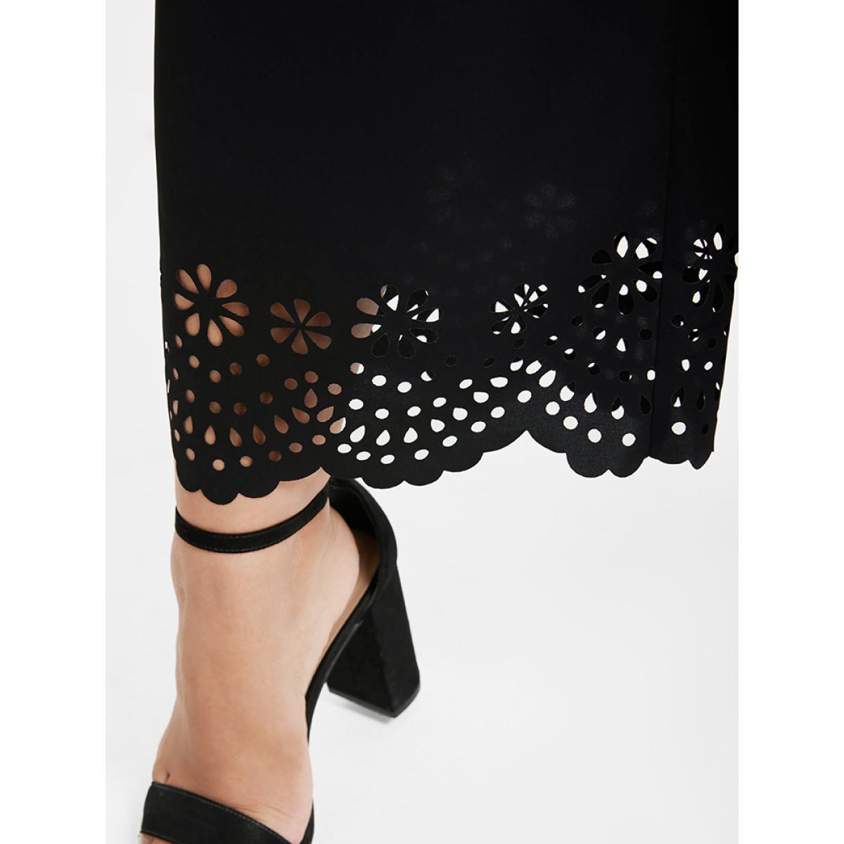 Plus Size Broderie Anglaise Elastic Waist Loose Pants Women Black Elegant Loose High Rise Dailywear Pants BloomChic 14-16/1X Product Image