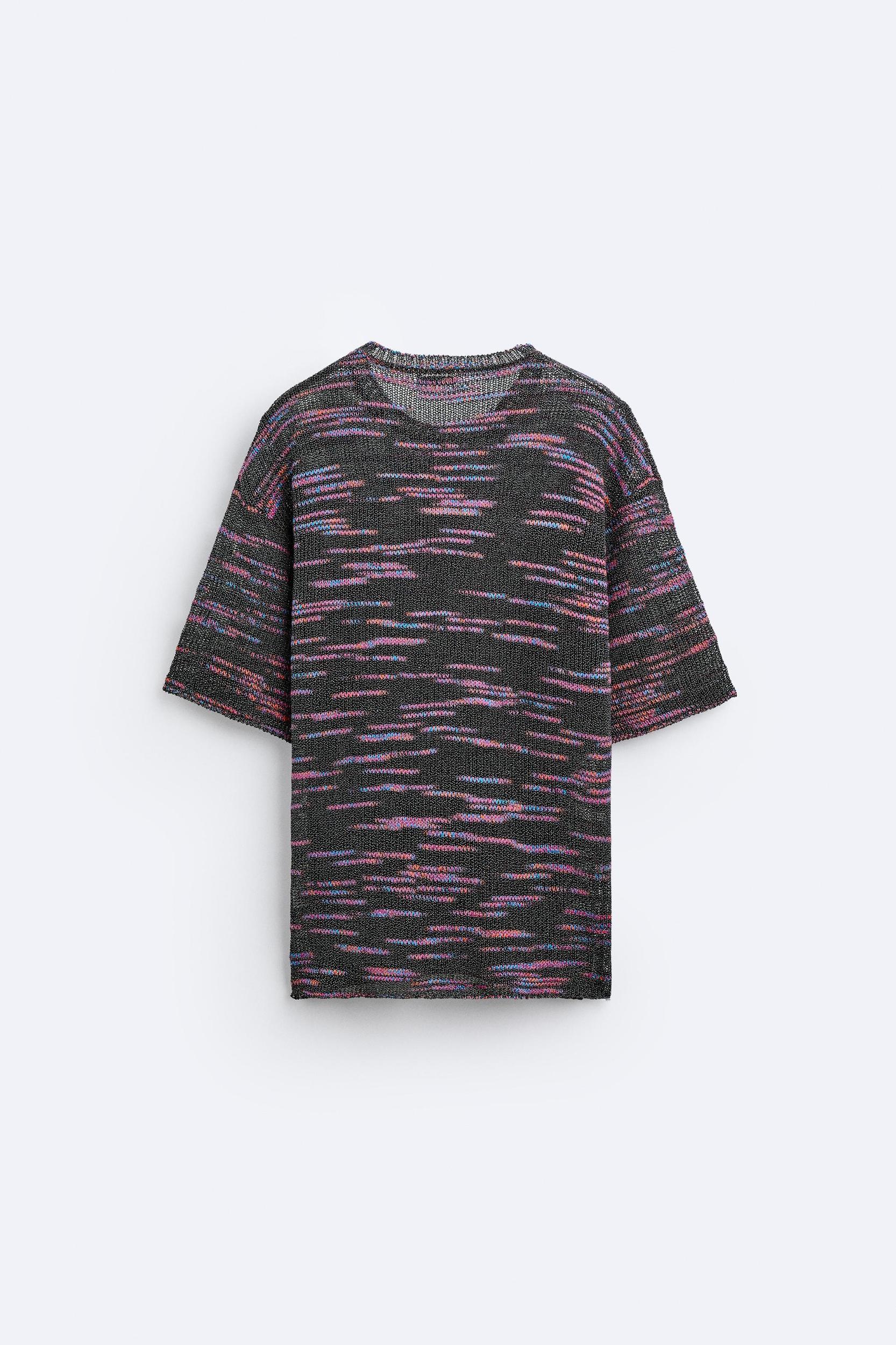BOUCLÉ TEXTURED KNIT T-SHIRT Product Image