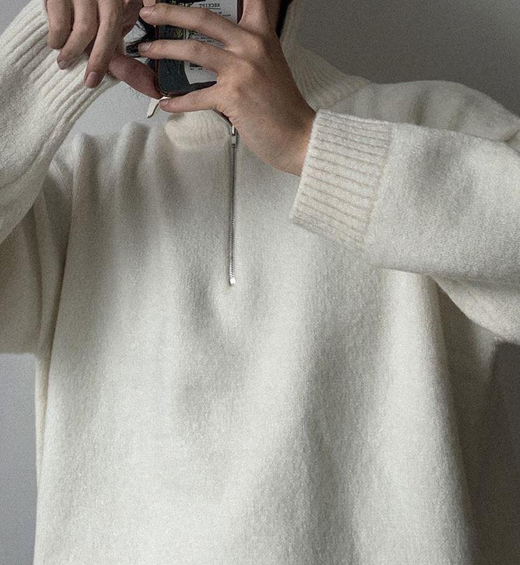 RT No. 5555 KNITTED HALF TURTLENECK COLLAR HALF ZIP-UP SWEATER Product Image