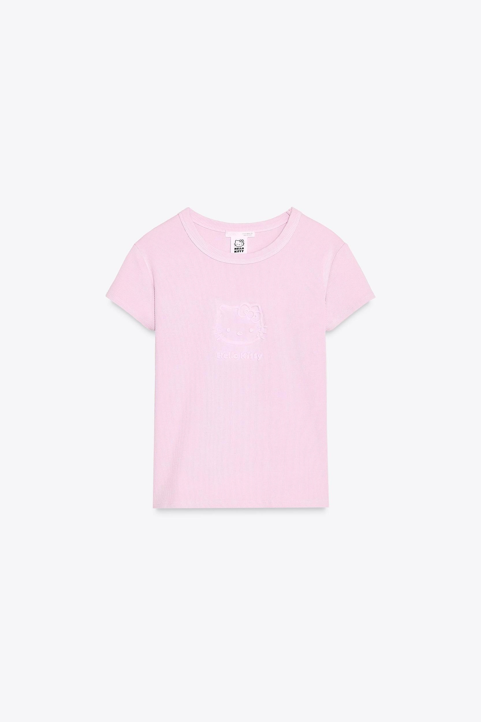 HELLO KITTY © 2025 SANRIO WASHED EFFECT T-SHIRT Product Image