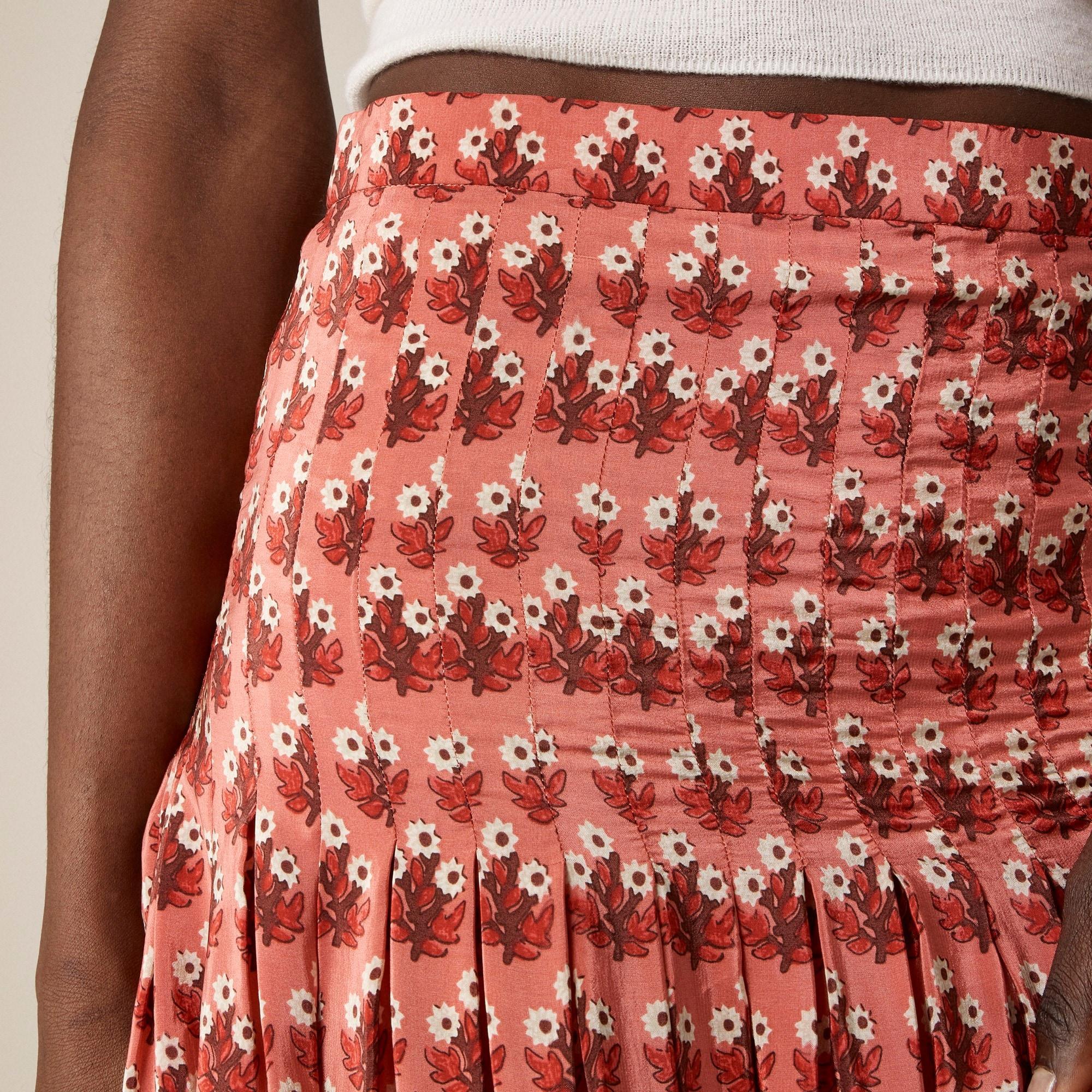 Pleated drop-waist midi skirt in block-print Product Image