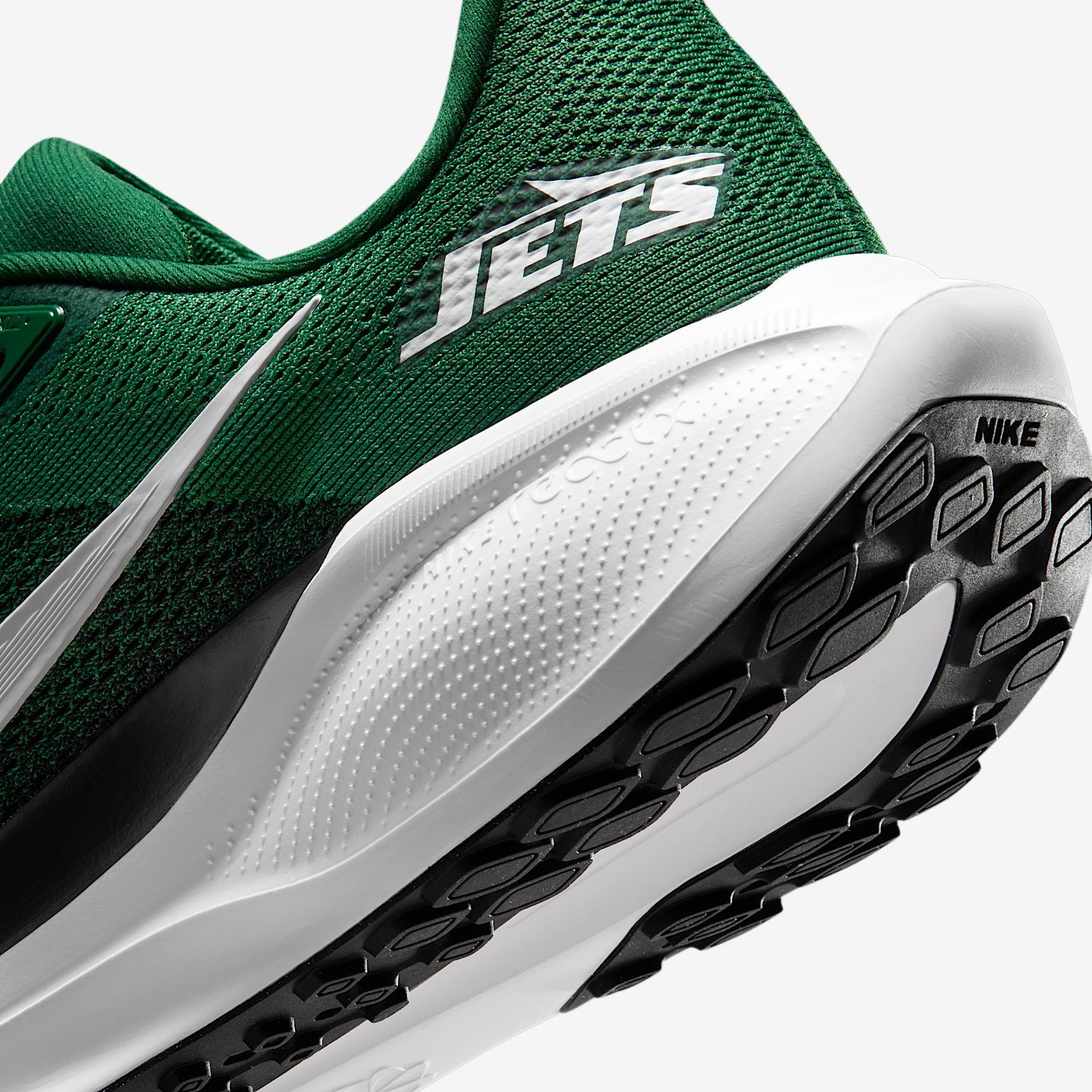 New York Jets Pegasus 41 Men's Nike NFL Road Running Shoes Product Image