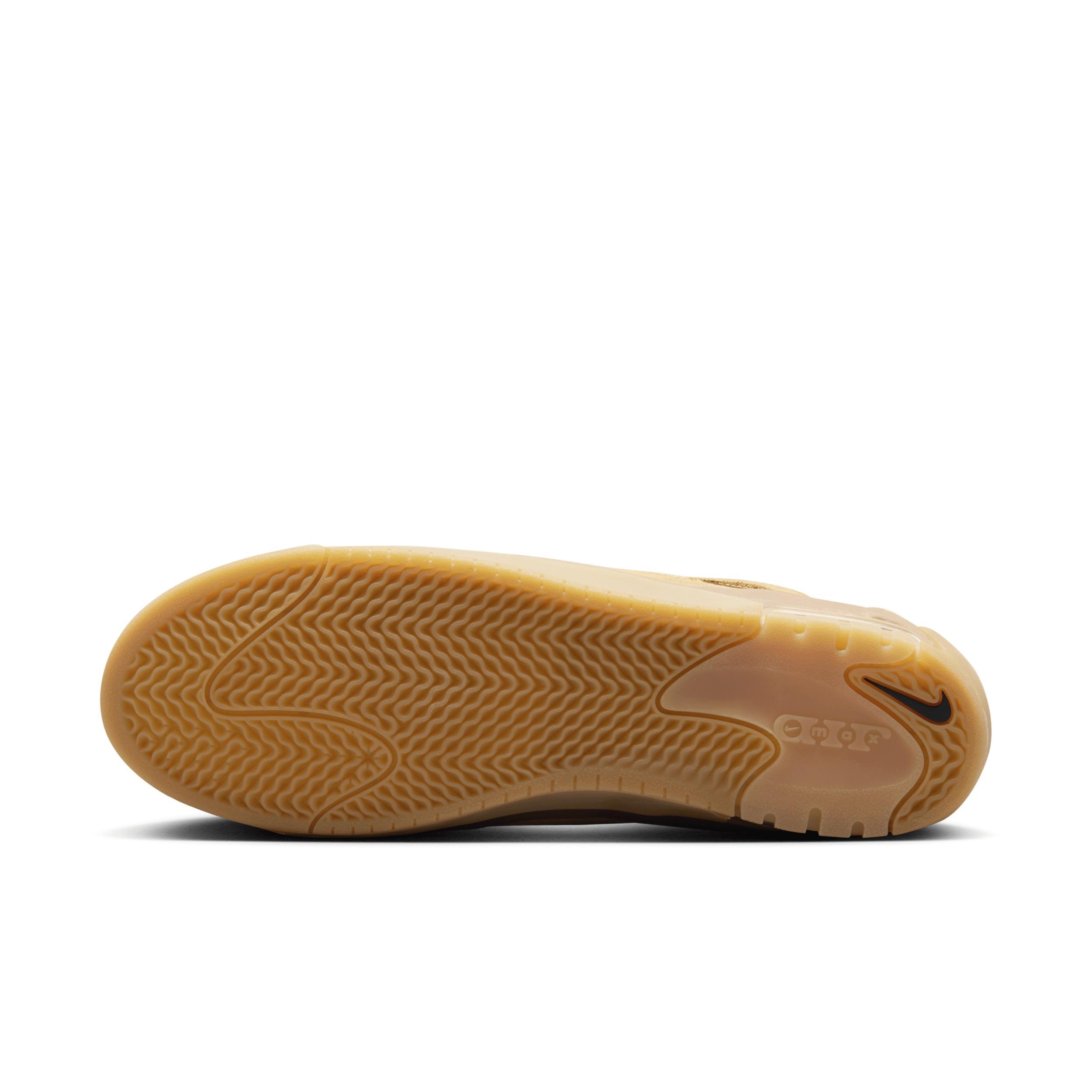 Nike Men's Air Max Ishod Shoes Product Image