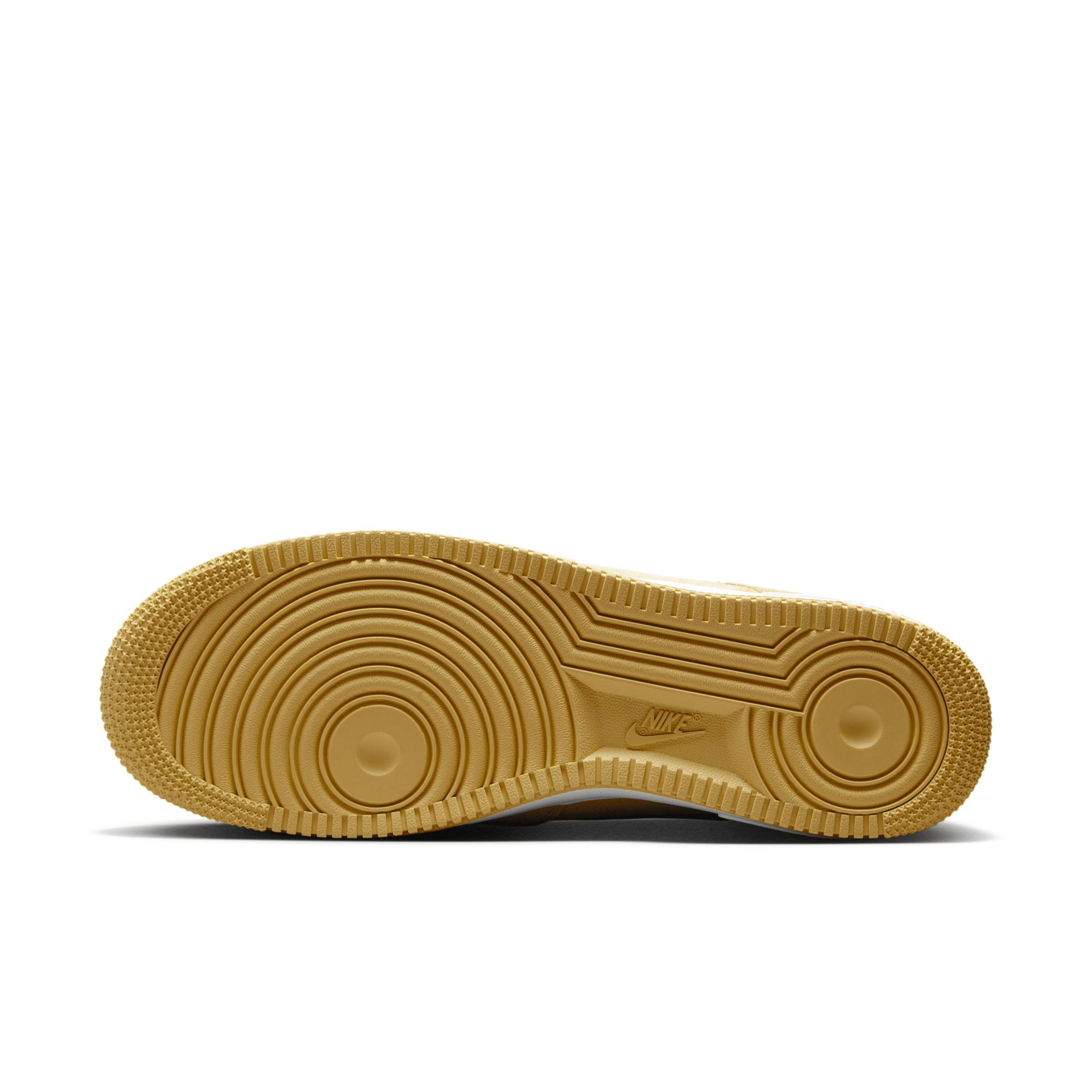 Nike Mens Air Force 1 07 LV8 SE Casual Shoes Product Image