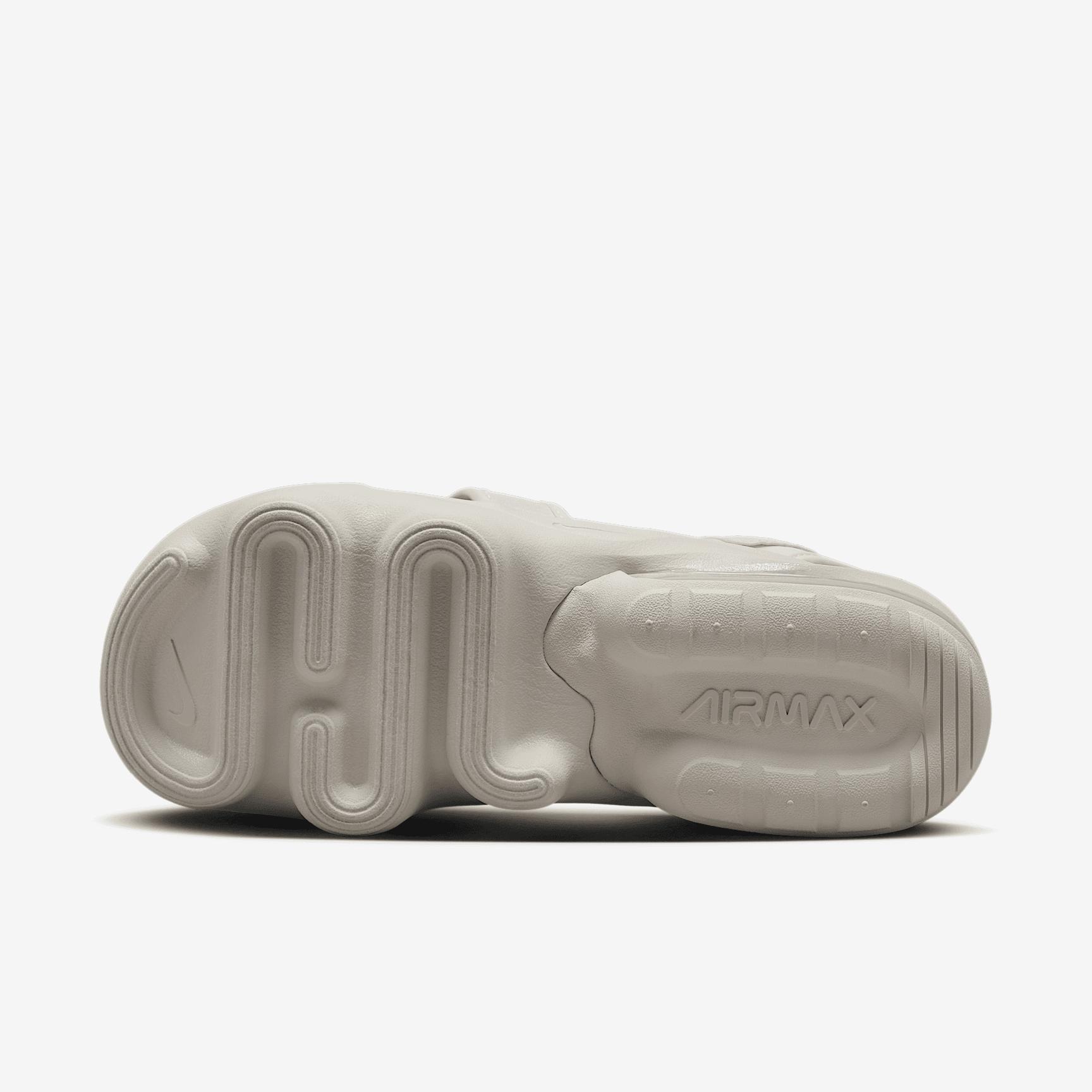 Nike Air Max Koko Women's Sandals Product Image