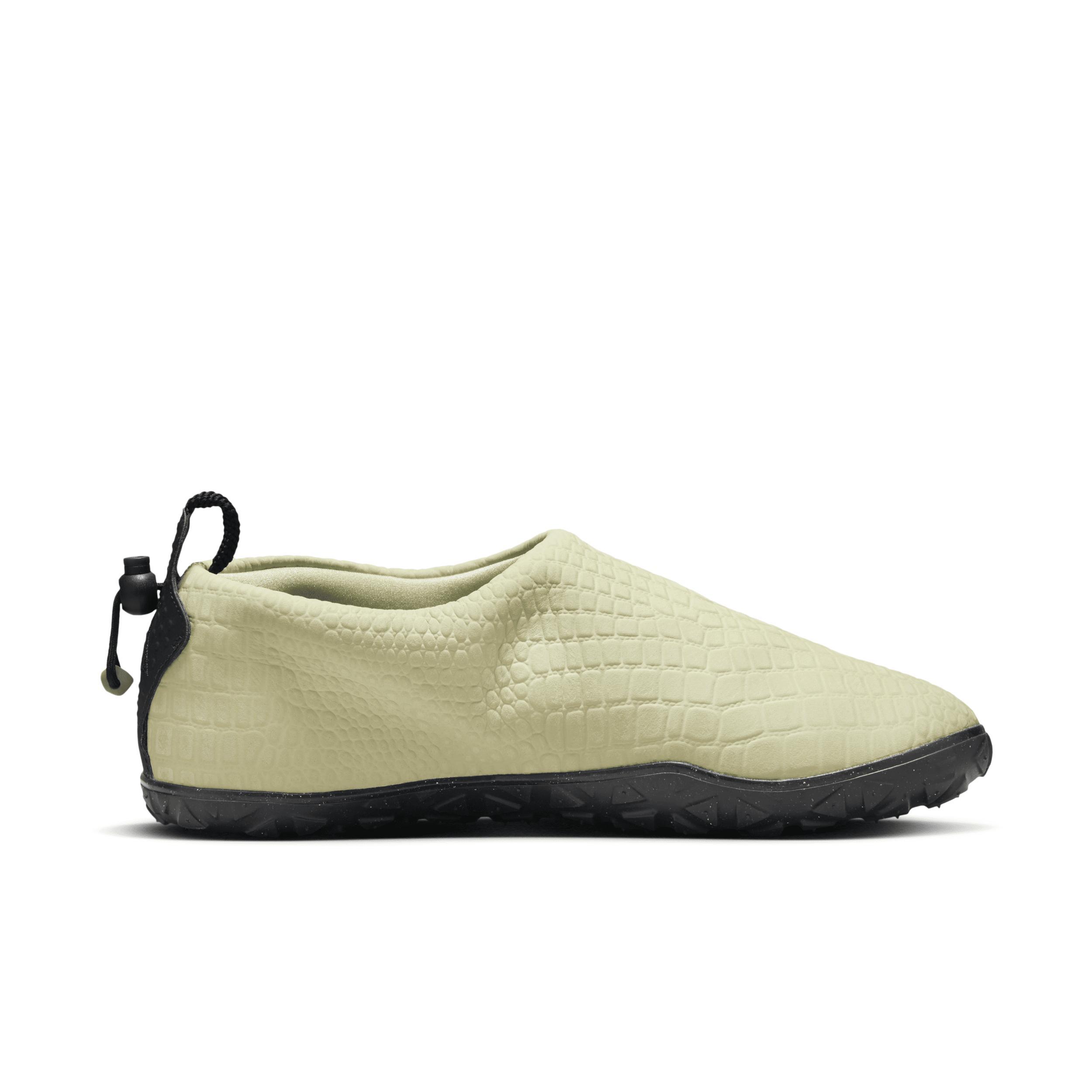 Men's Nike ACG Moc Premium Shoes Product Image