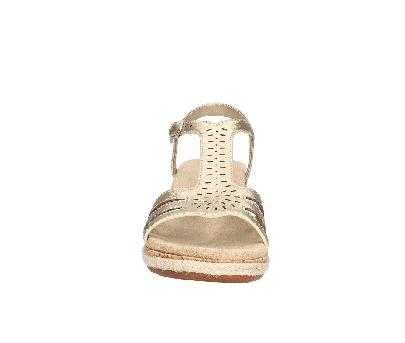 Women's Easy Street Dorinda Wedge Sandals Product Image
