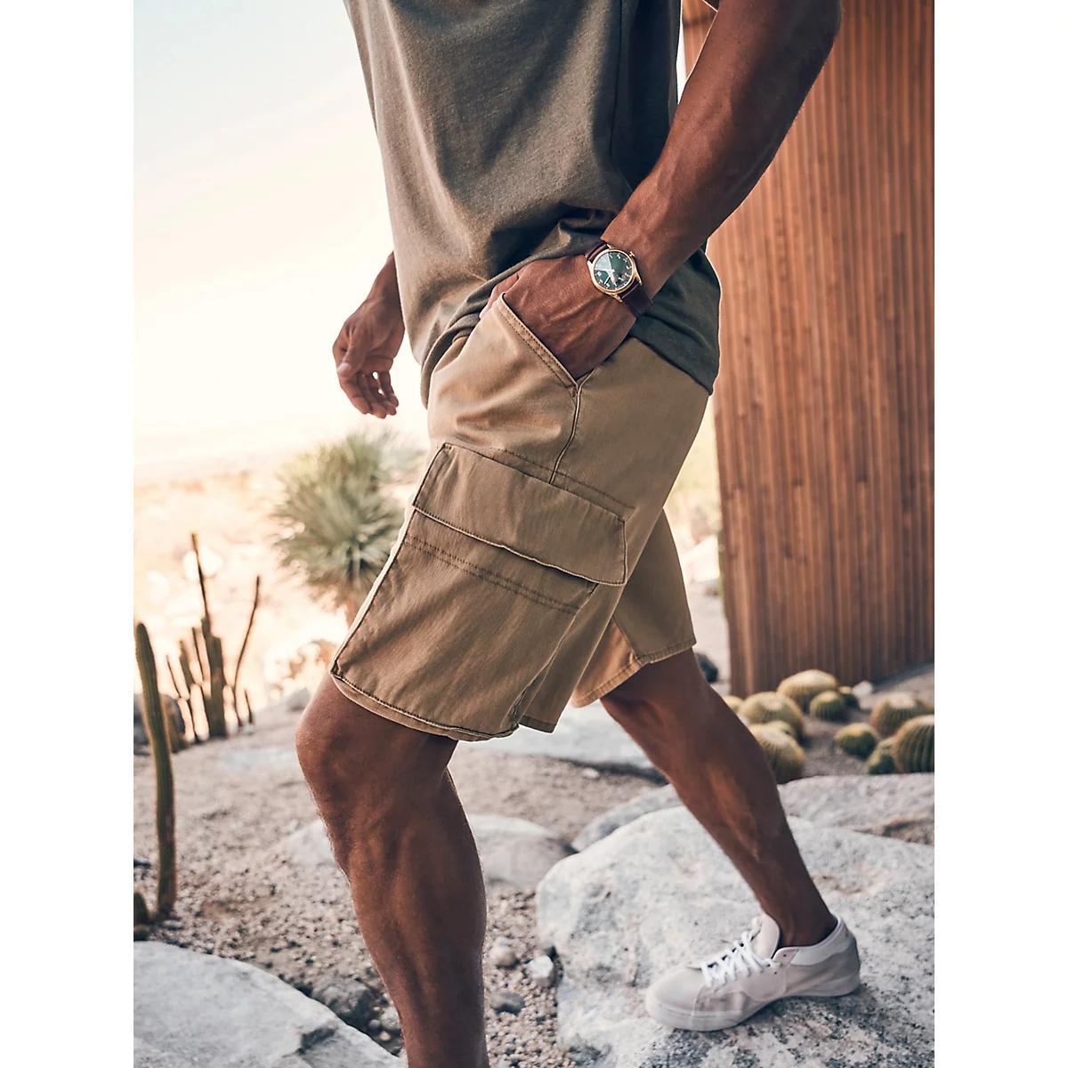 Men's Cargo Twill Short in Jungle Product Image