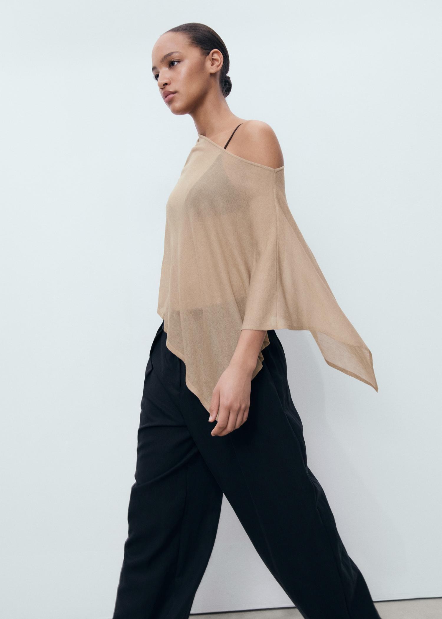 Asymmetrical knitted cape - Women | MANGO USA Product Image