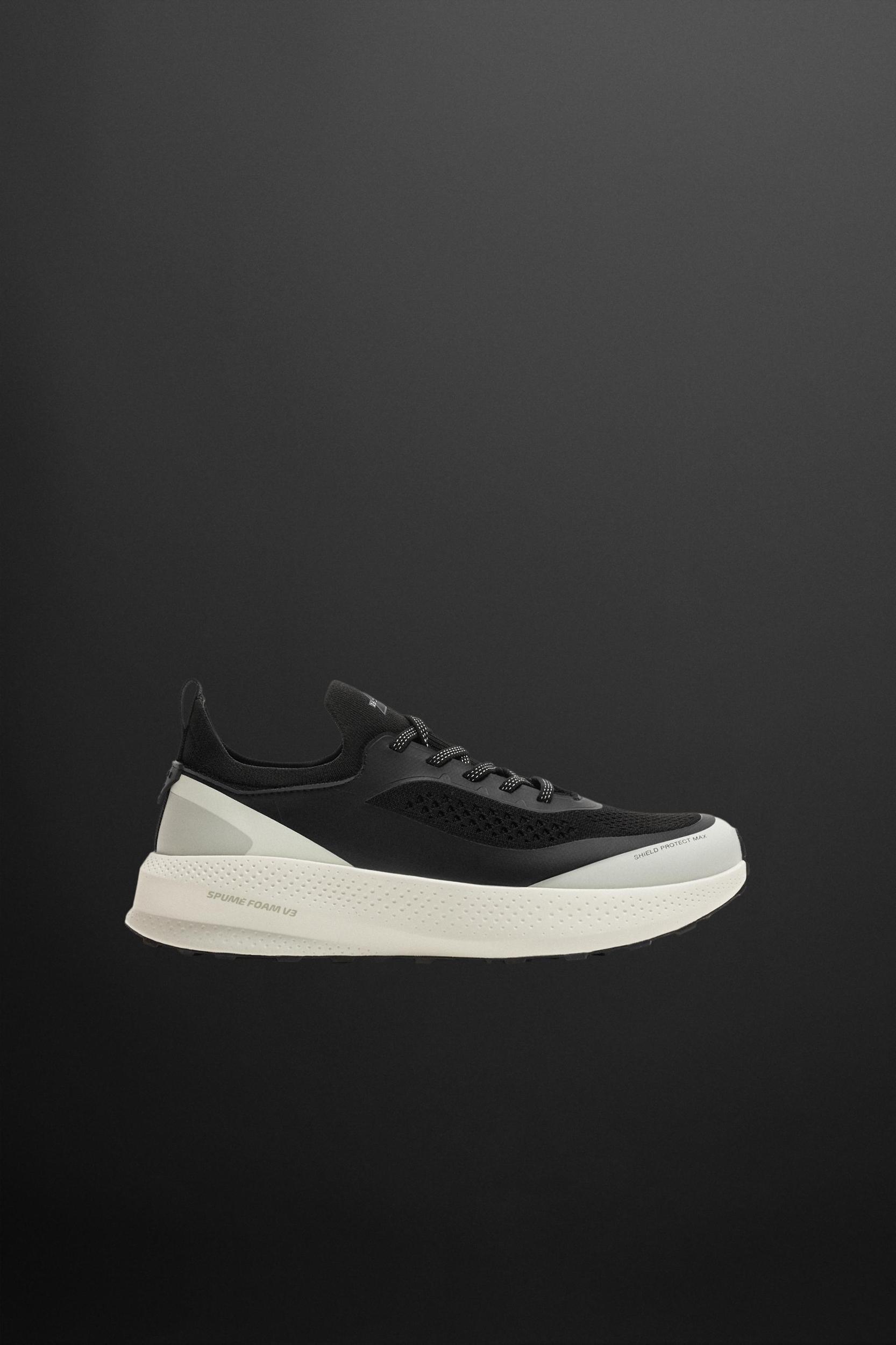 ATHLETIC SNEAKERS Product Image