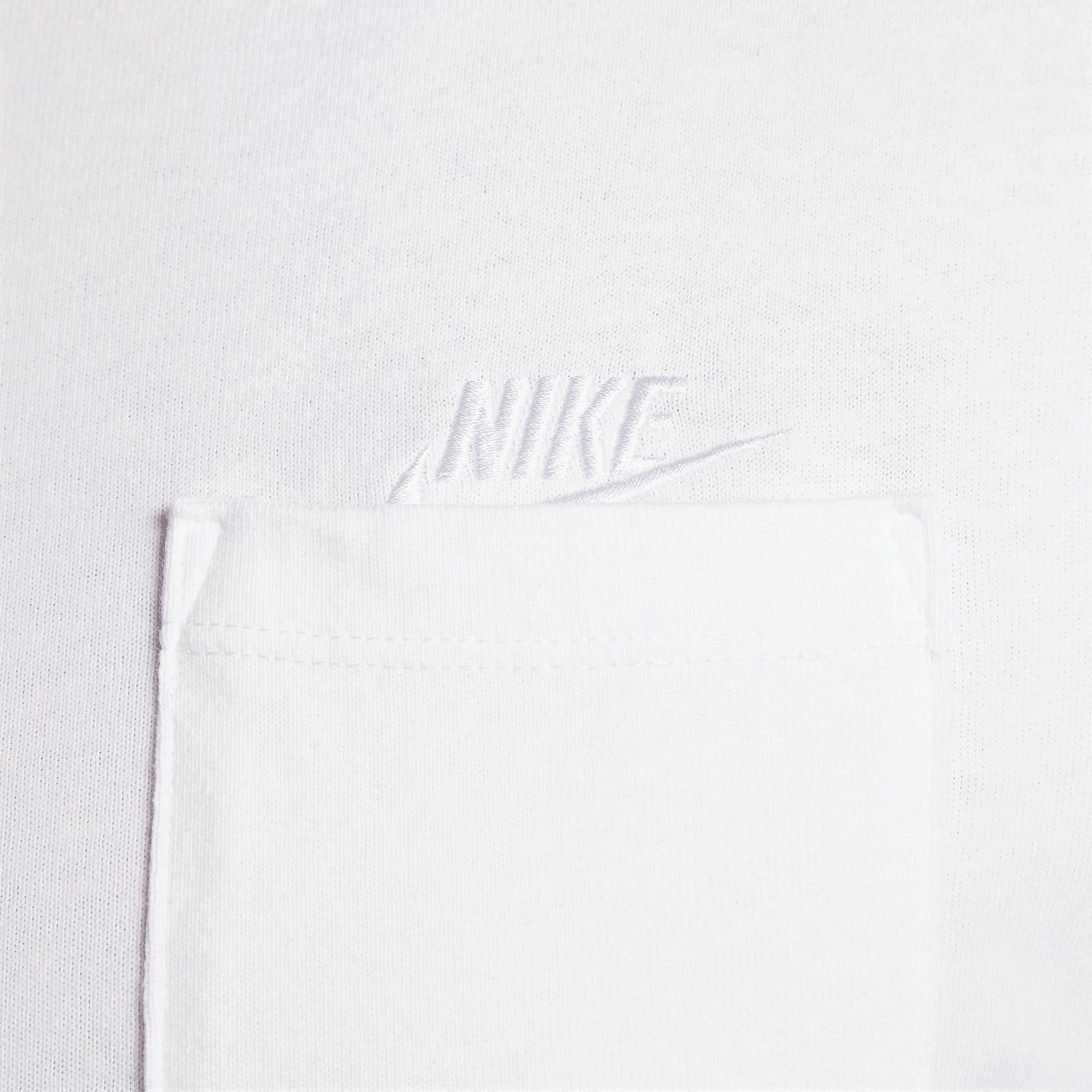 Men's Nike Sportswear Premium Essentials Pocket T-Shirt Product Image