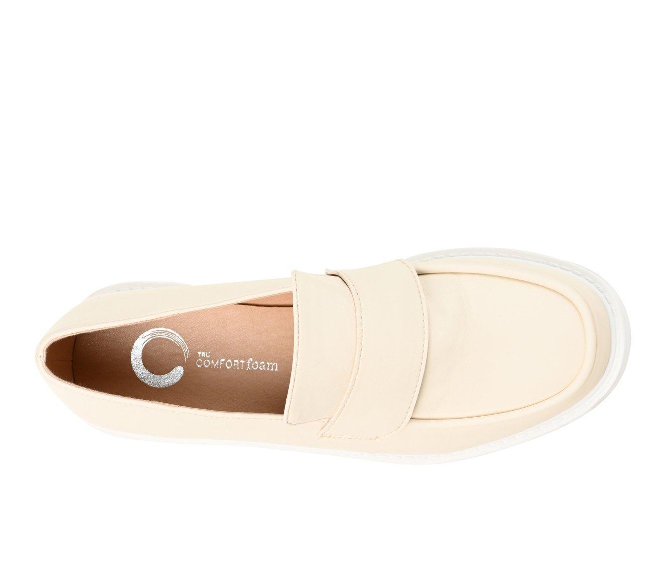 Women's Journee Collection Saydee Block Heel Loafers Product Image