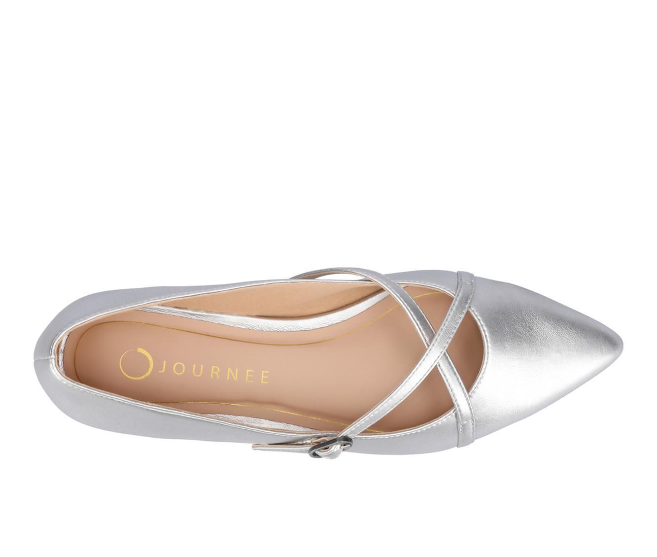 Women's Journee Collection Camby Shoes Product Image