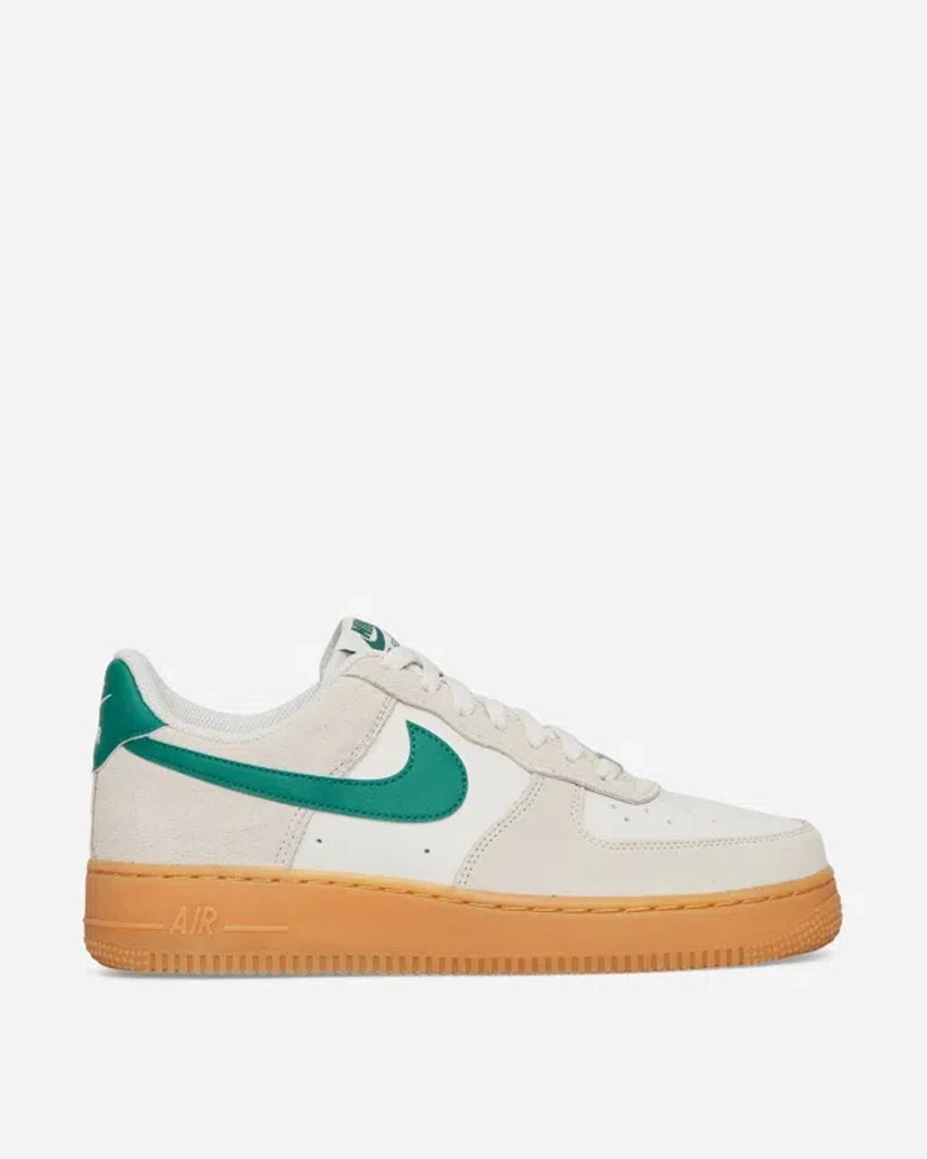 Mens Nike Air Force 1 07 LV8 Casual Shoes Product Image