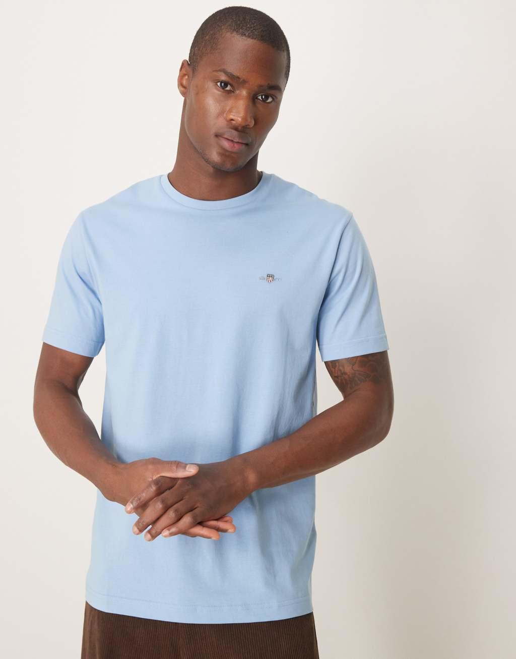 GANT shield logo t-shirt in light blue Product Image