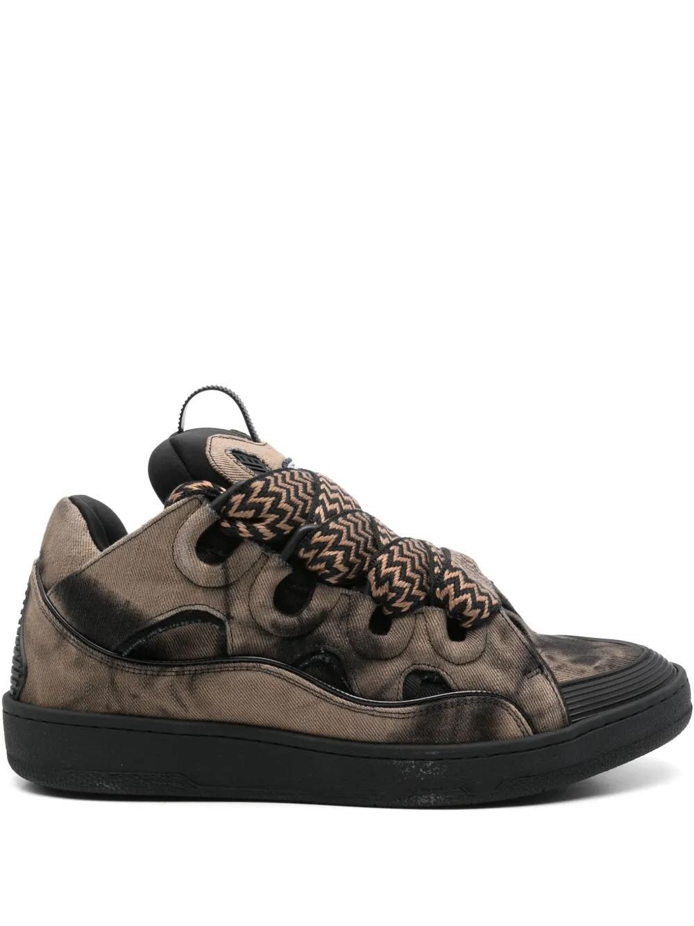 Curb sneakers Product Image