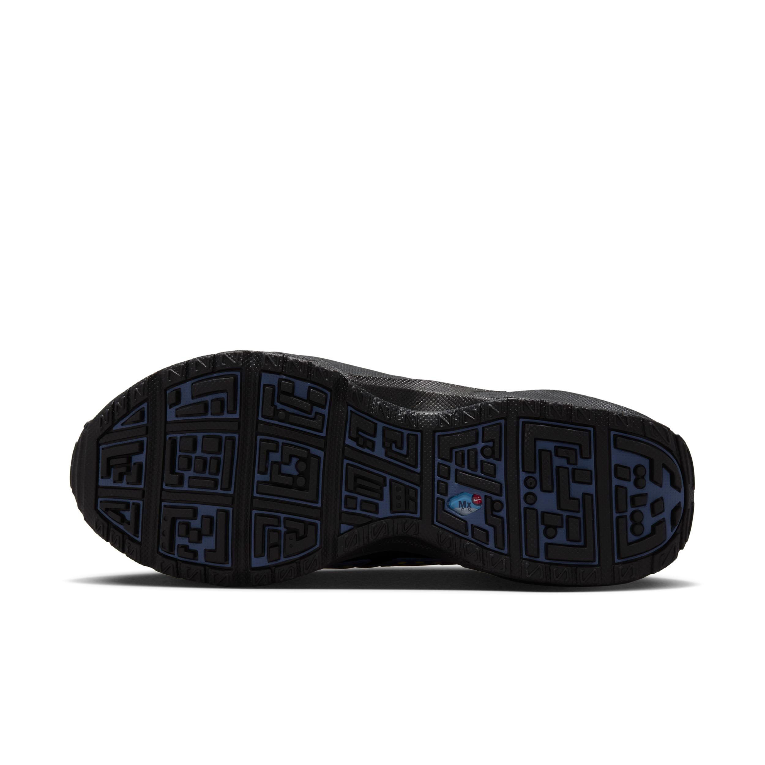 Nike Women's Air Max SNDR Shoes Product Image