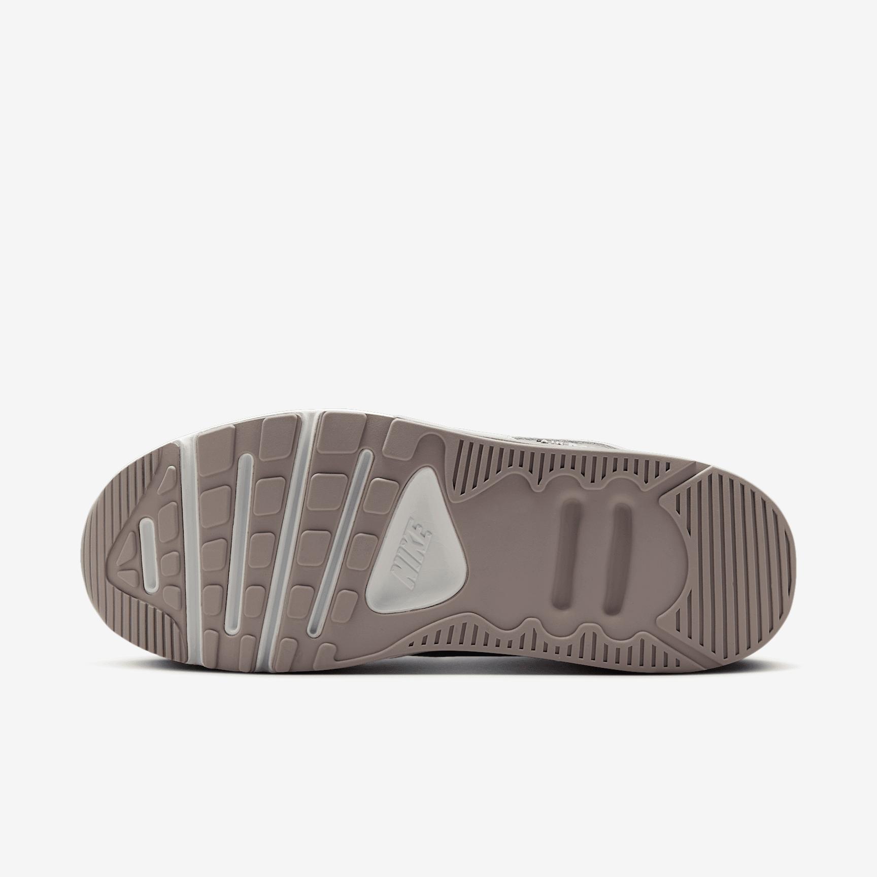 Nike Women's Air Max 90 LV8 Shoes Product Image
