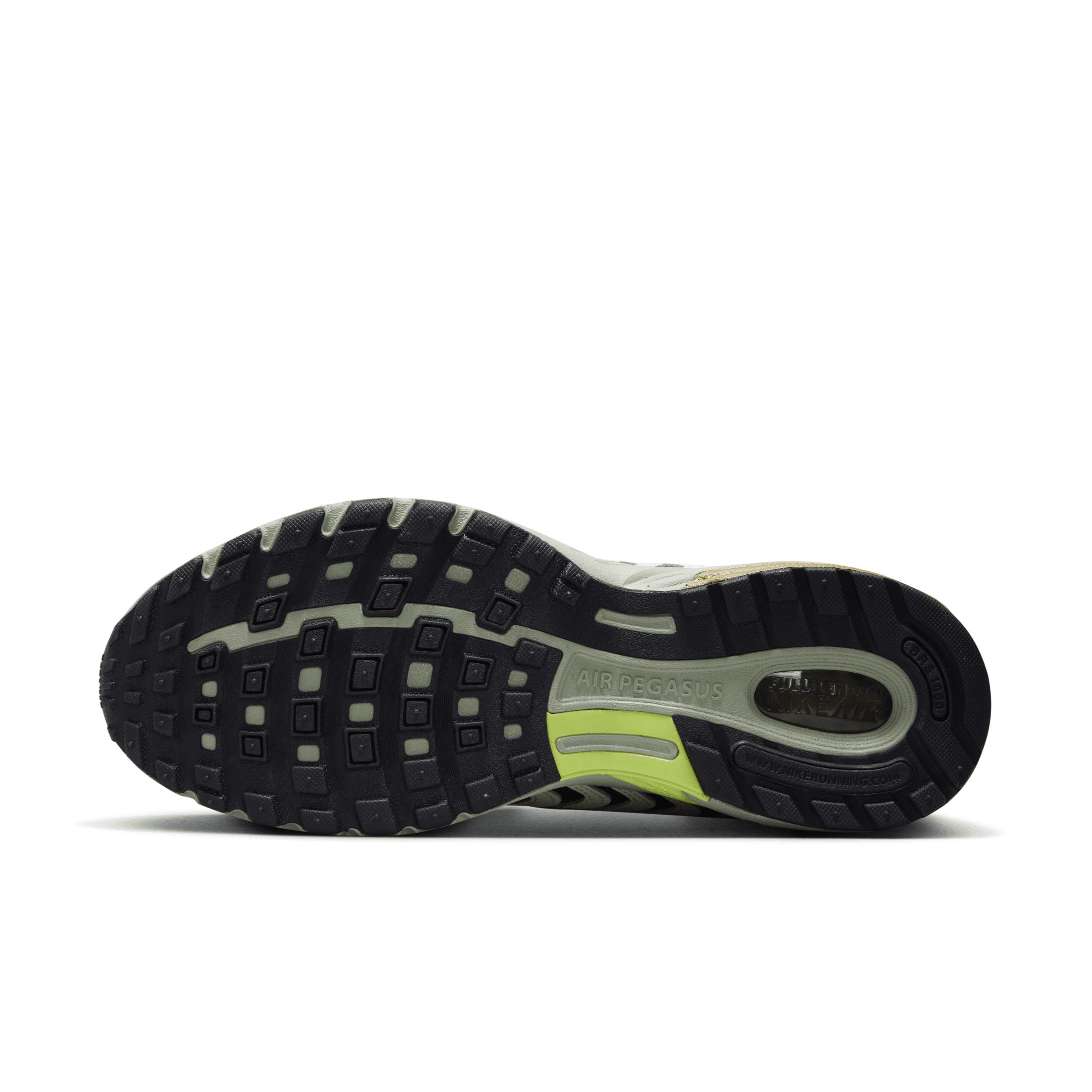 Nike Mens Air Pegasus 2005 Casual Shoes Product Image