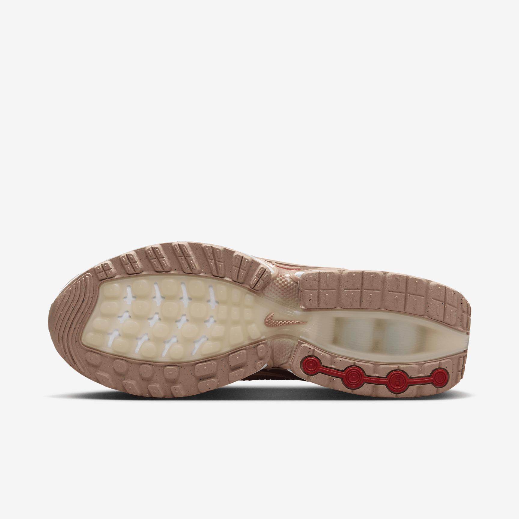 Nike Women's Air Max Dn Shoes Product Image