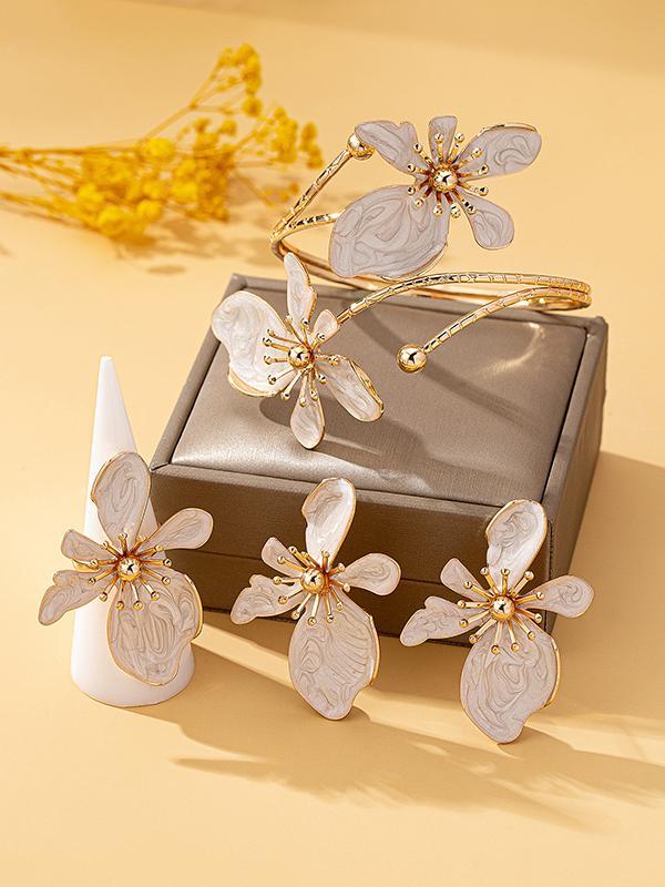Flower Shape Bracelet + Earrings + Rings Accessories Three Pieces Product Image