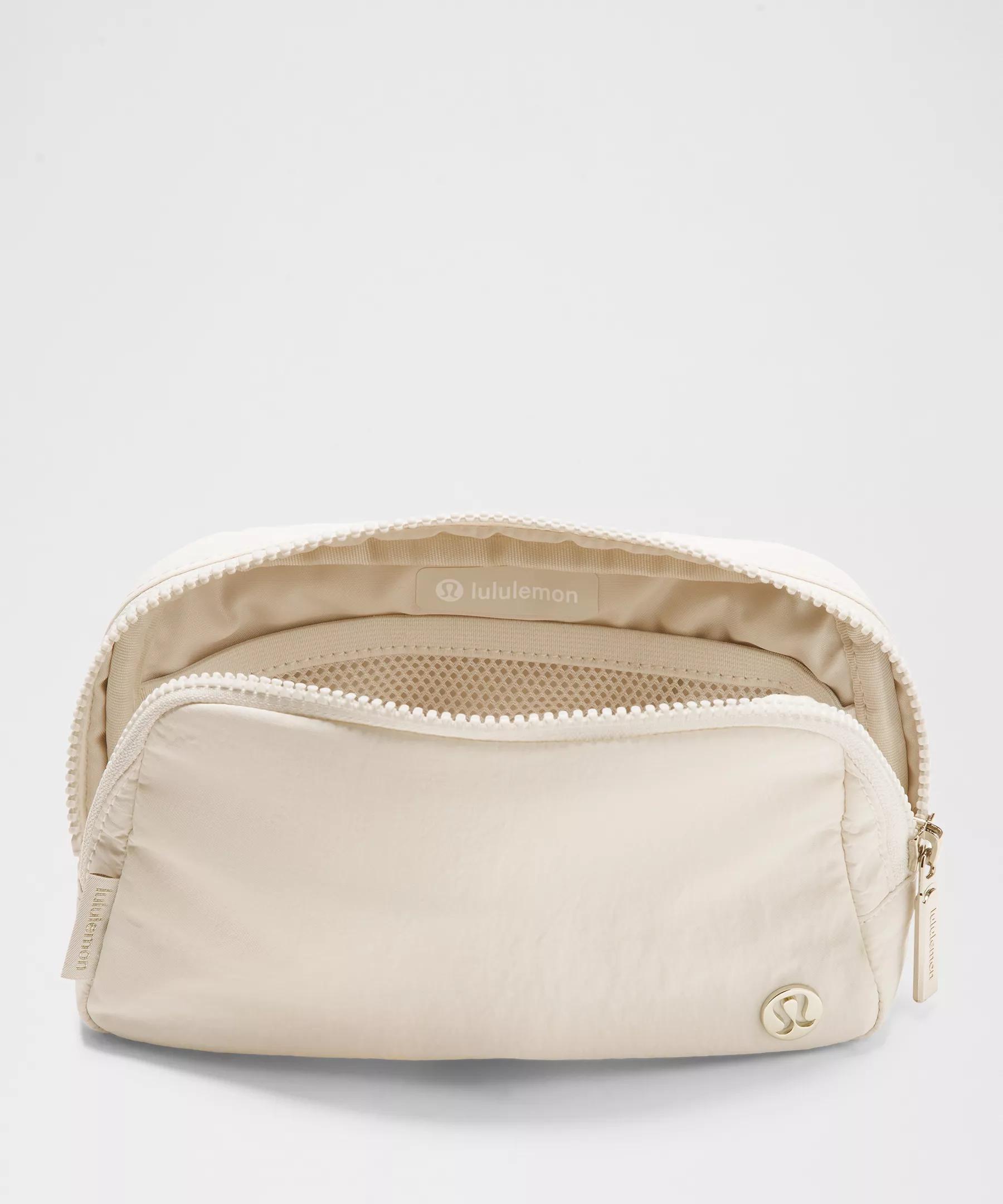 Everywhere Belt Bag with Long Strap 1L Product Image