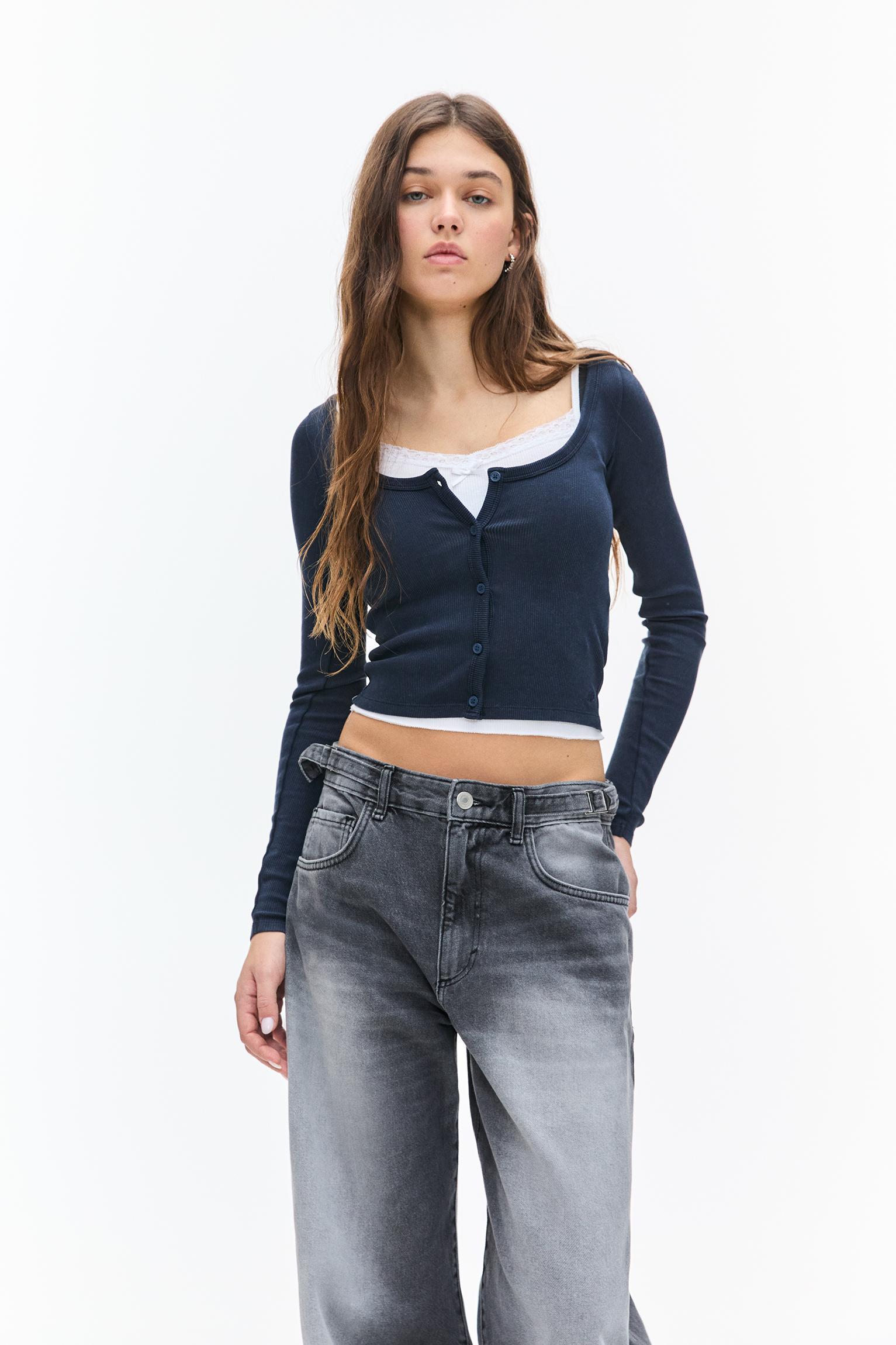 Ribbed T-shirt with buttons Product Image