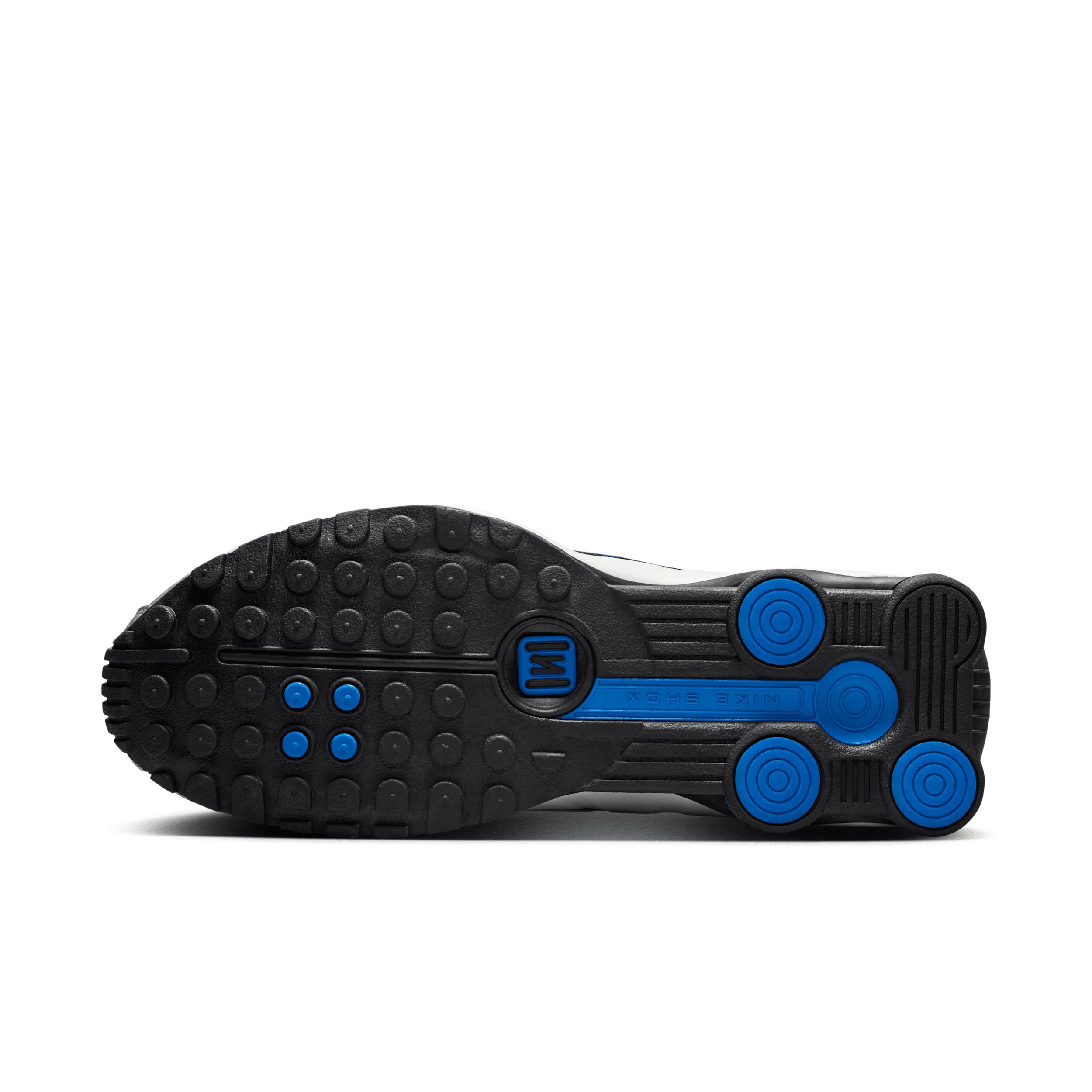 Nike Men's Shox R4 Shoes Product Image