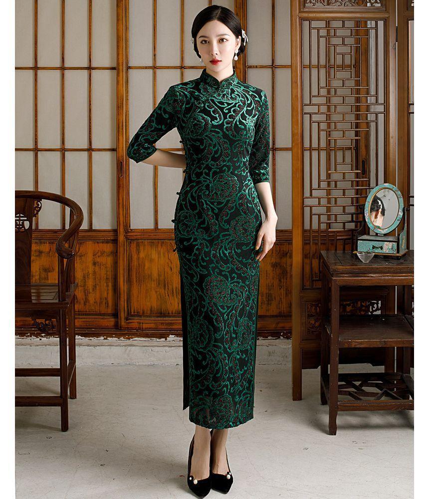 Elbow-Sleeve Glitter Panel Midi Qipao Product Image