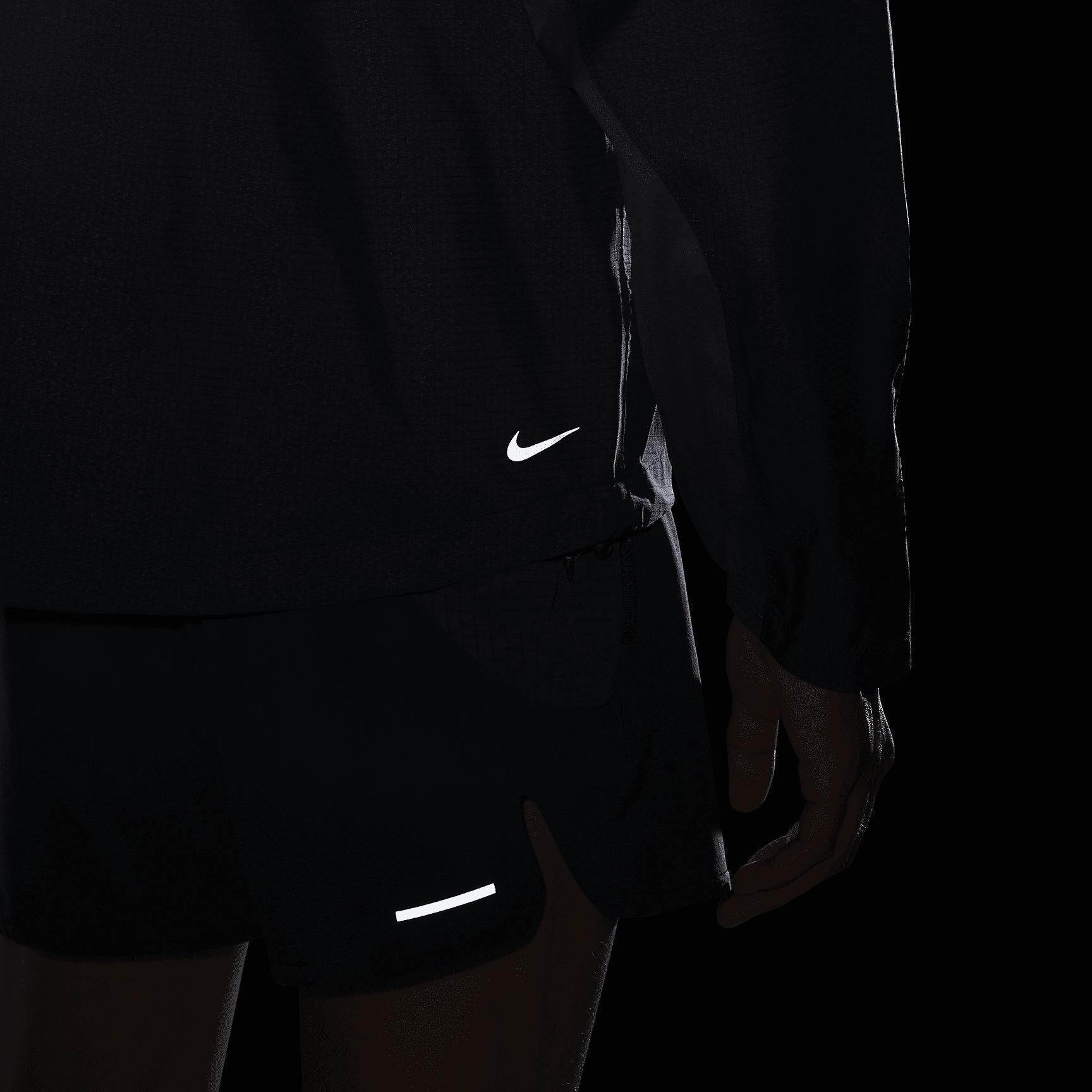 Nike Men's Cosmic Peaks Storm-FIT ADV Running Jacket Product Image