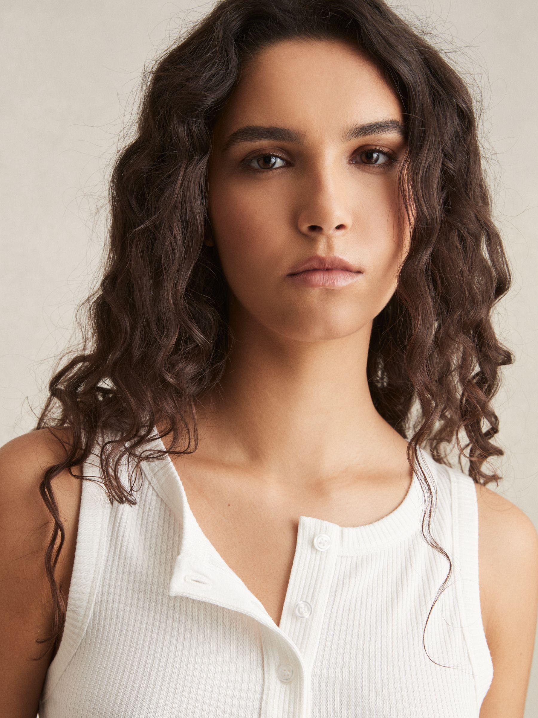 Fine-Rib Button-Placket Vest in White Product Image