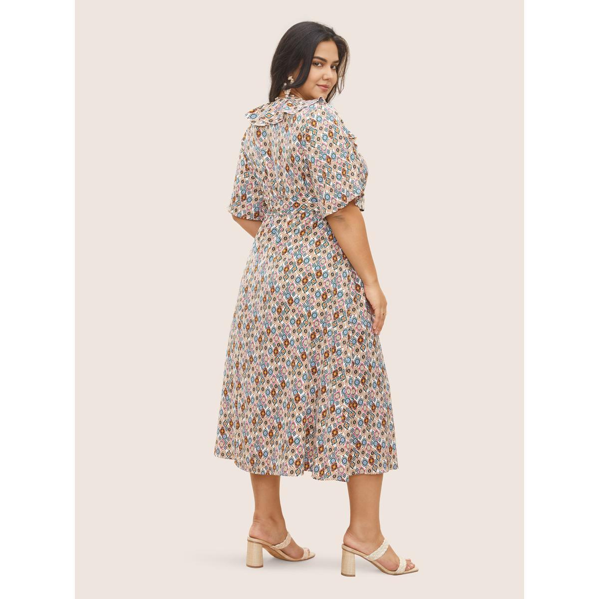 Plus Size Bandana Geometric Ruffle Trim Belted Dress DarkGreen Women Resort Non V-neck Half Sleeve Curvy Midi Dress BloomChic 30/6X Product Image