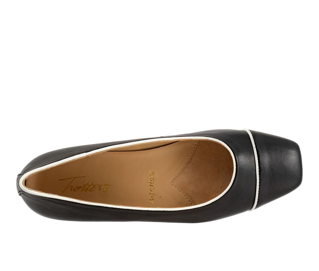 Women's Trotters Harbor Flats Product Image