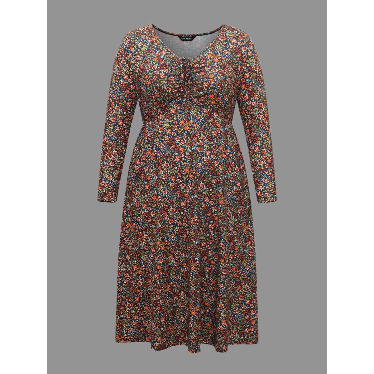 Plus Size Ditsy Floral Drawstring Midi Dress DarkBlue Women Casual Drawstring Knit Dresses Bloomchic 28/5X Product Image