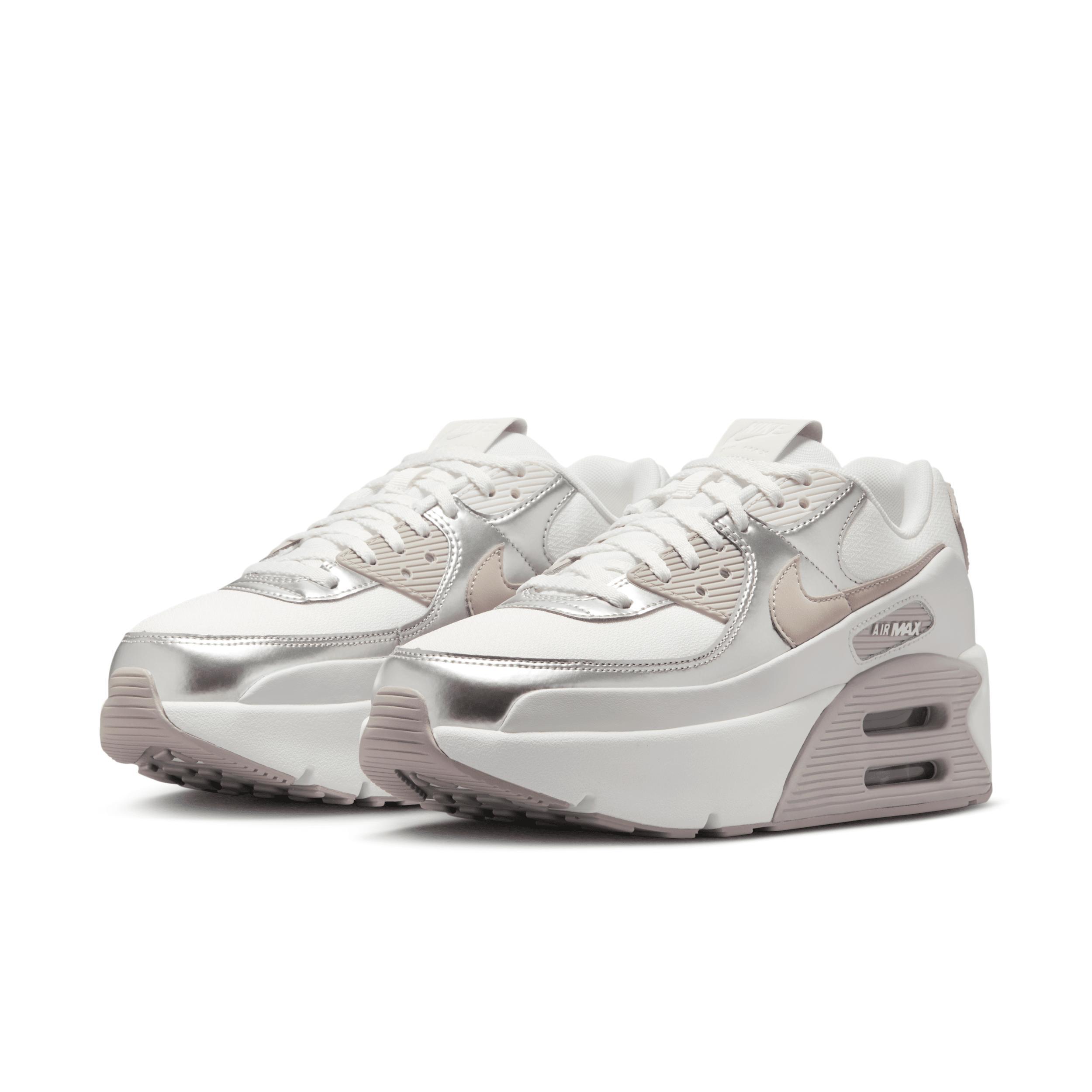Nike Women's Air Max 90 LV8 Shoes Product Image