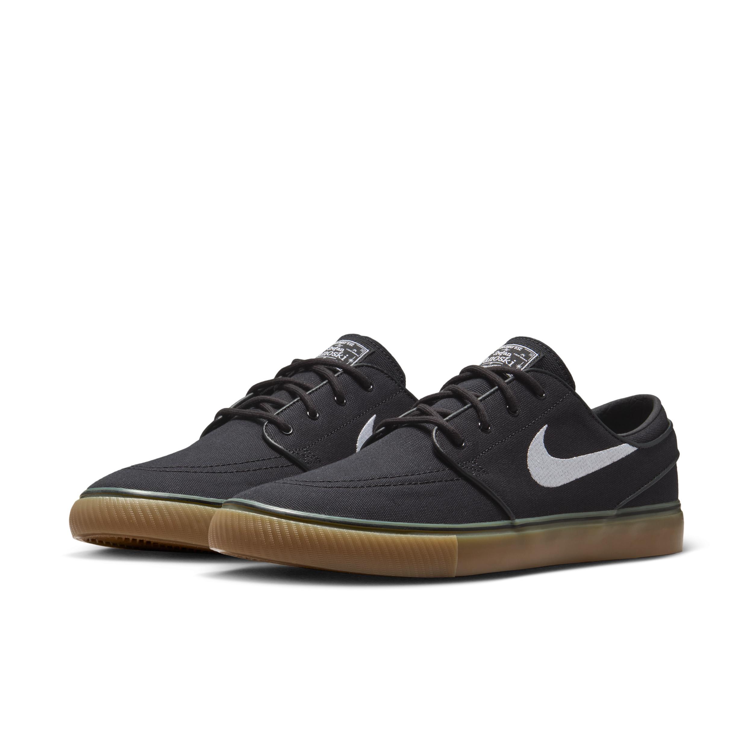 Men's Nike SB Zoom Janoski OG+ Canvas Skate Shoes Product Image