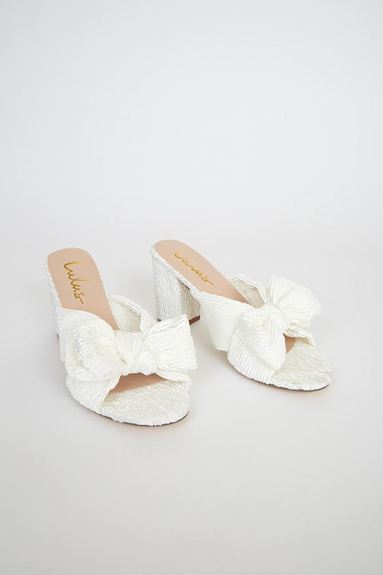 Dorothea Ivory Knotted High Heel Sandals Product Image