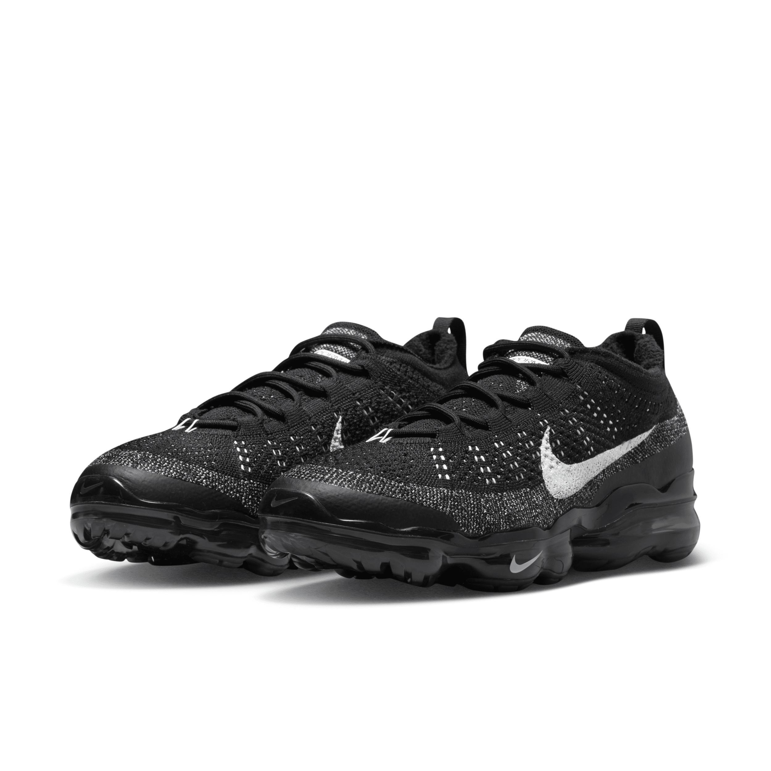 Nike Air VaporMax 2023 Flyknit Men's Shoes Product Image