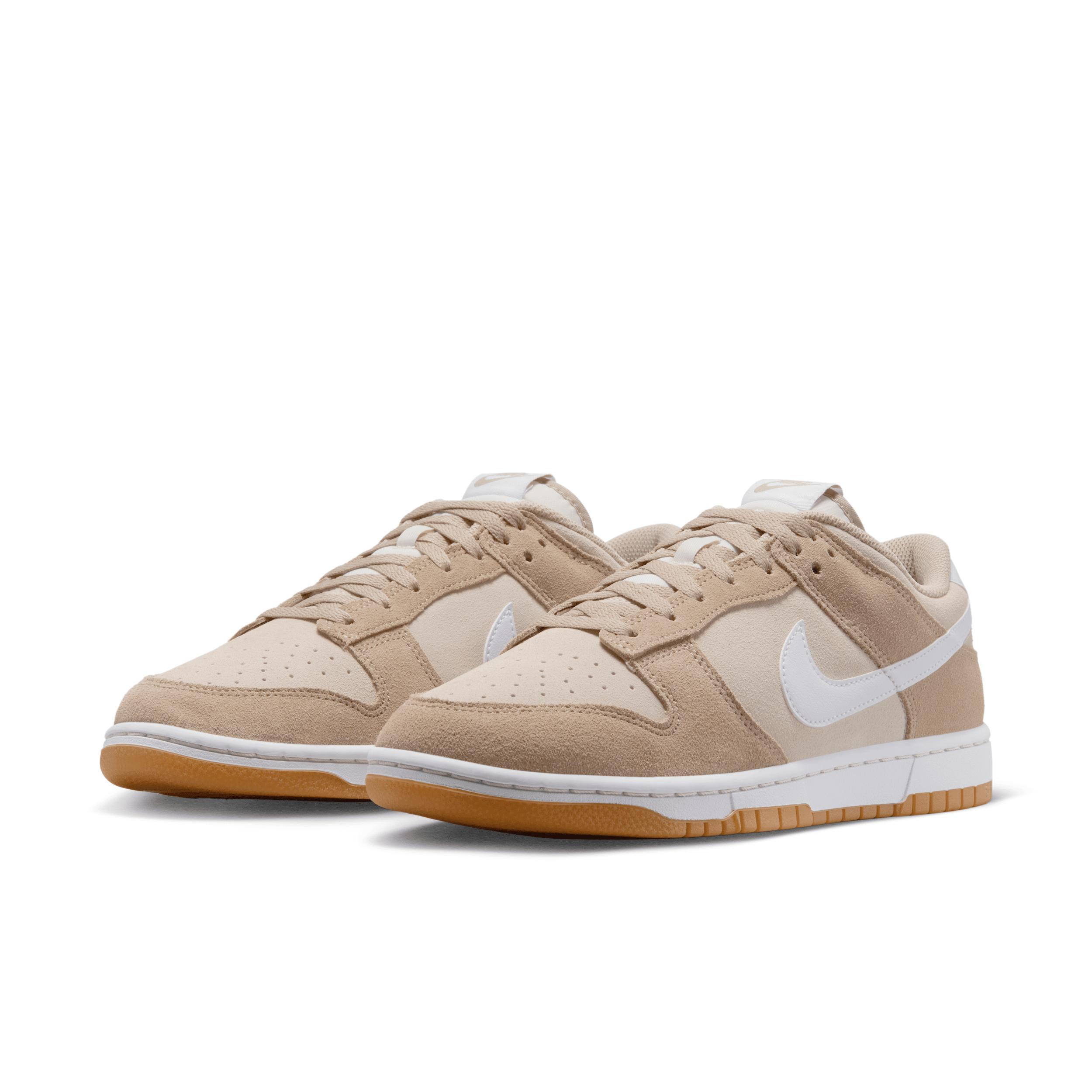 Jordan Mens Air Retro 1 Low Casual Shoes Product Image