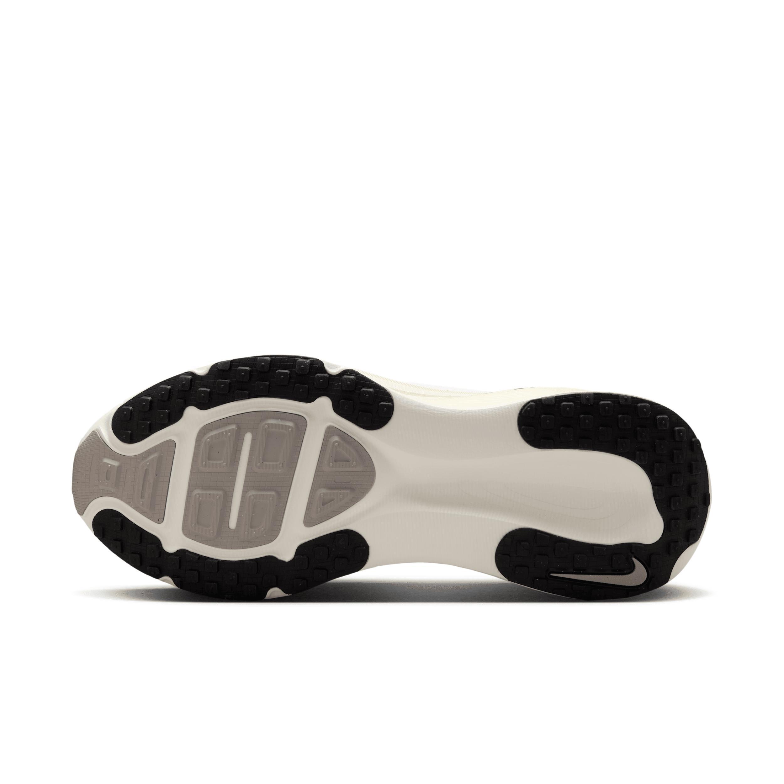 Nike Mens Vomero 18 Road Running Shoes Product Image