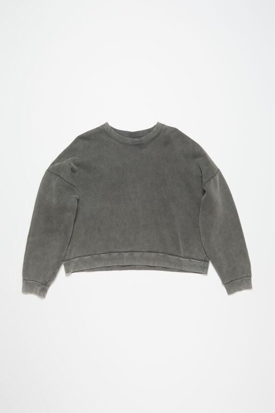 Sweater logo patch Product Image