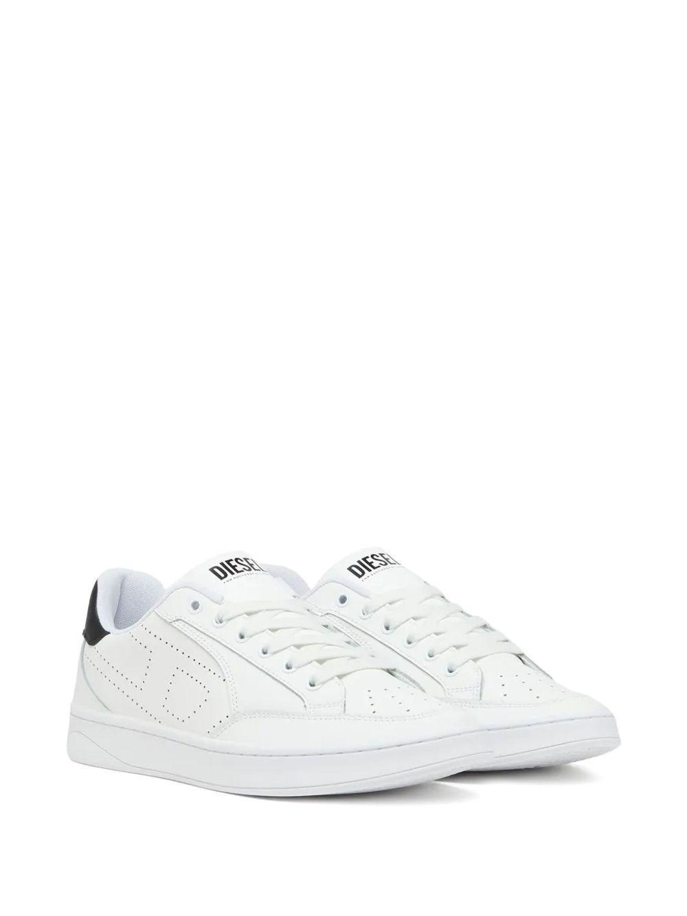 leather sneakers Product Image