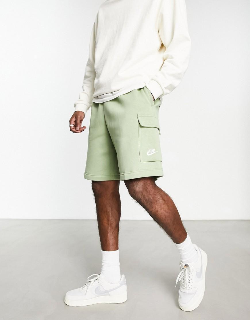 Nike Mens Cargo Club Shorts - Green/White Product Image